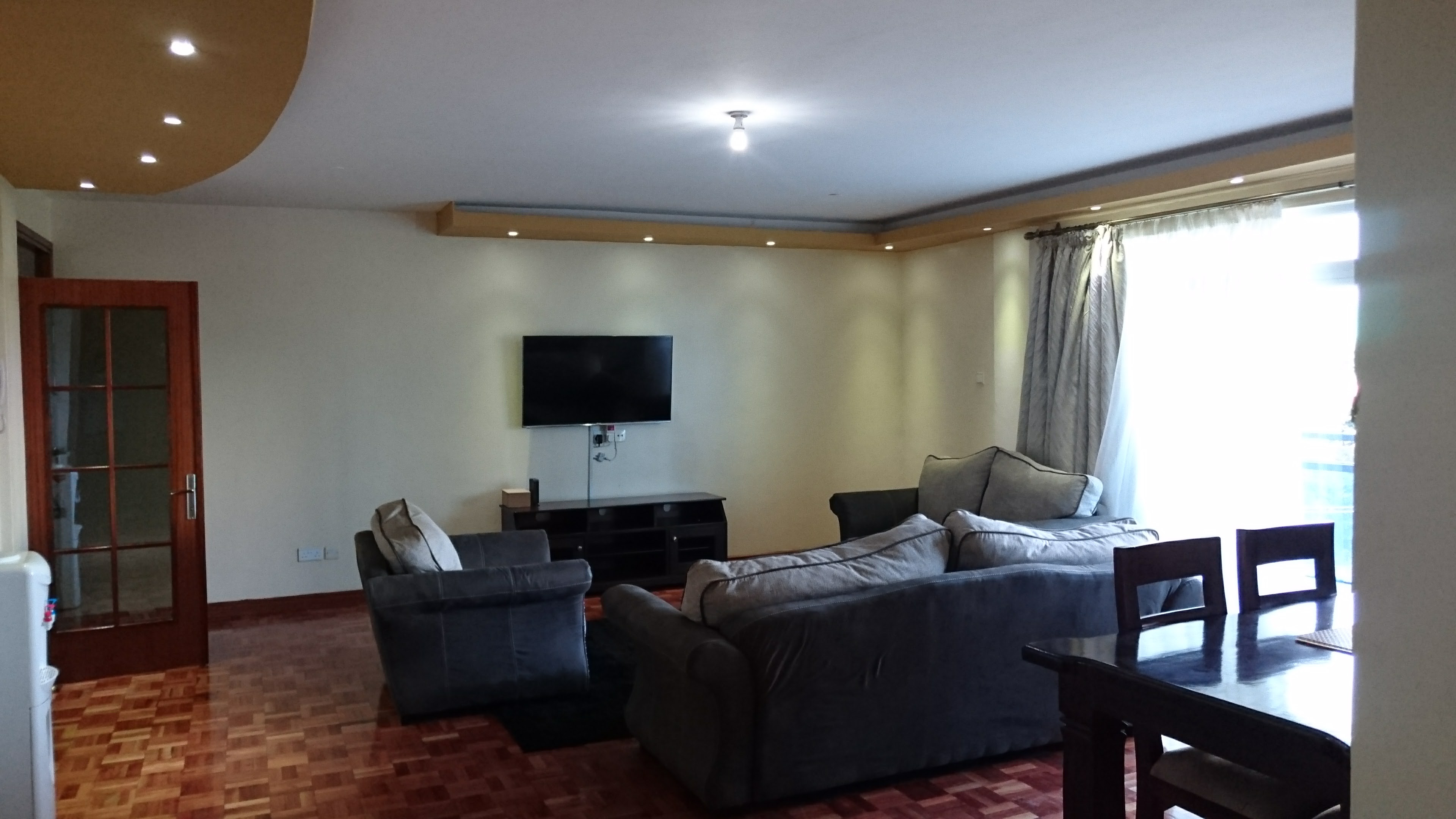 3 Bedrooms Executive furnished apartment near Yaya in Kilimani, Nairobi