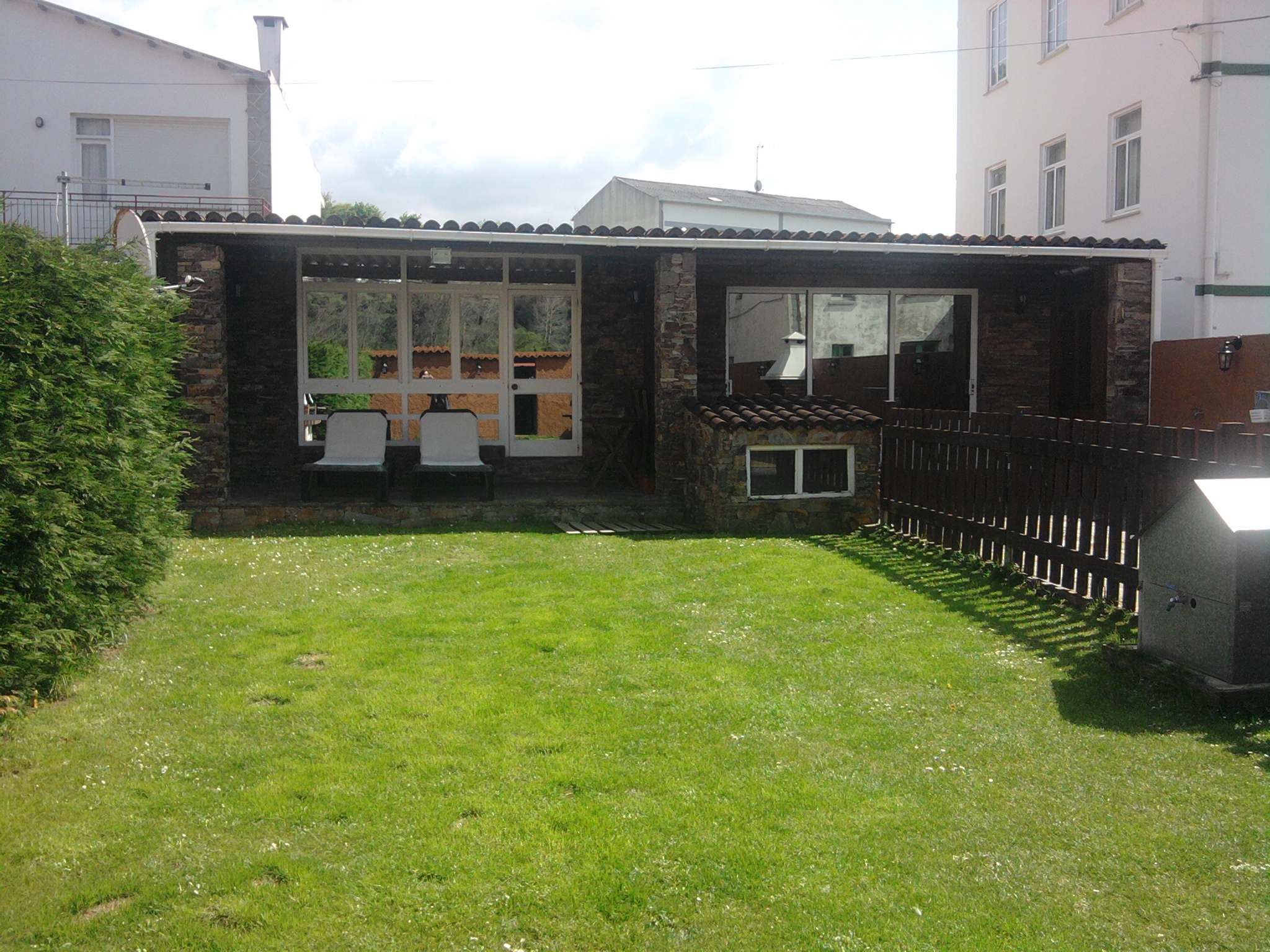 STUDIO WITH ESTATE AND BARBECUE