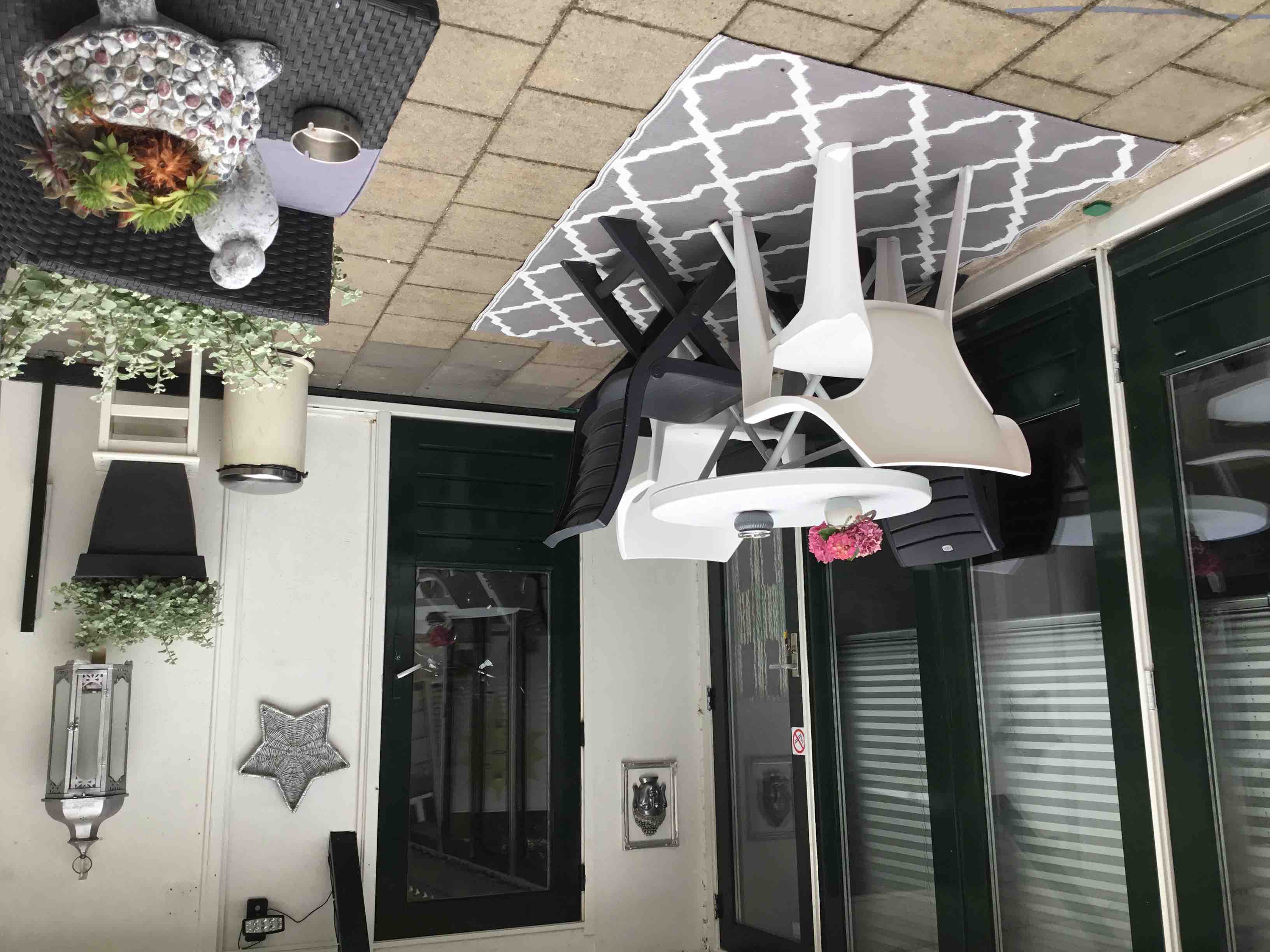 Tiny house Amsterdam Noord  4 personen NDSM-TWISKE — Amsterdam stay