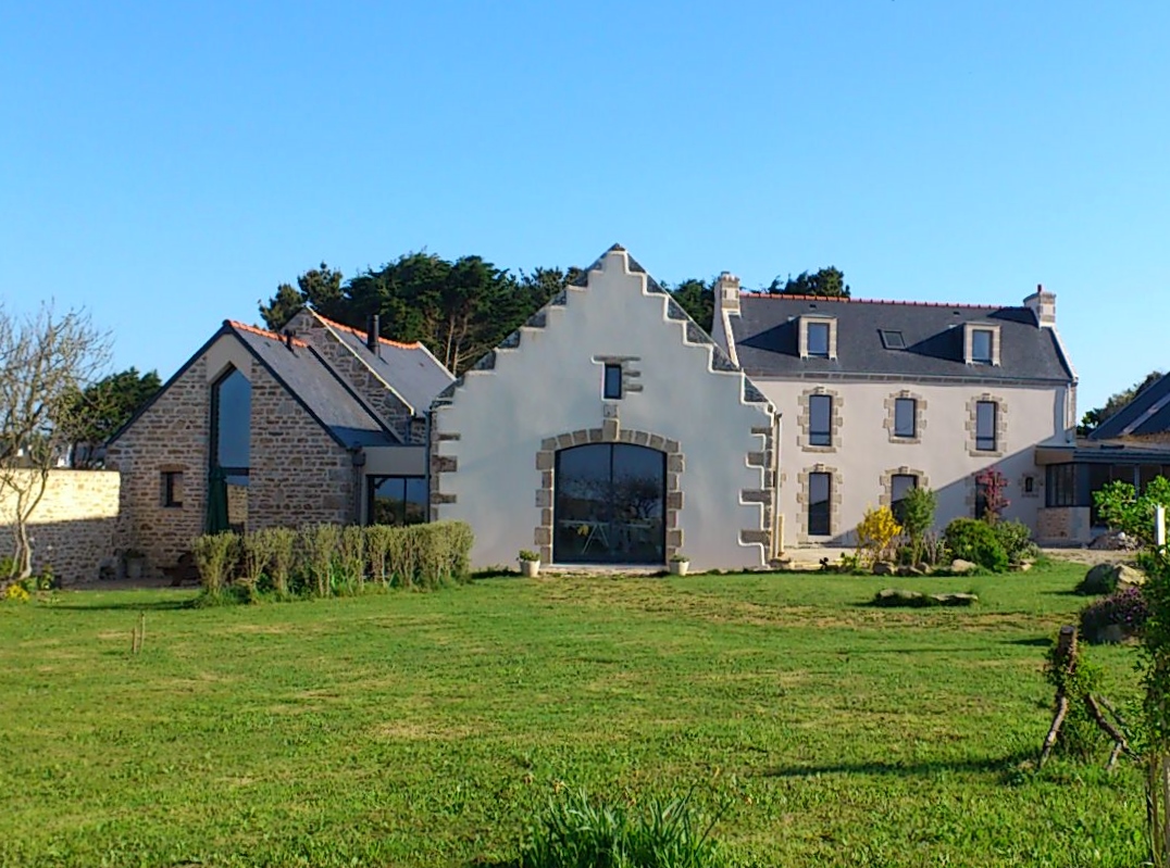 Bright luminous holiday rental cottage