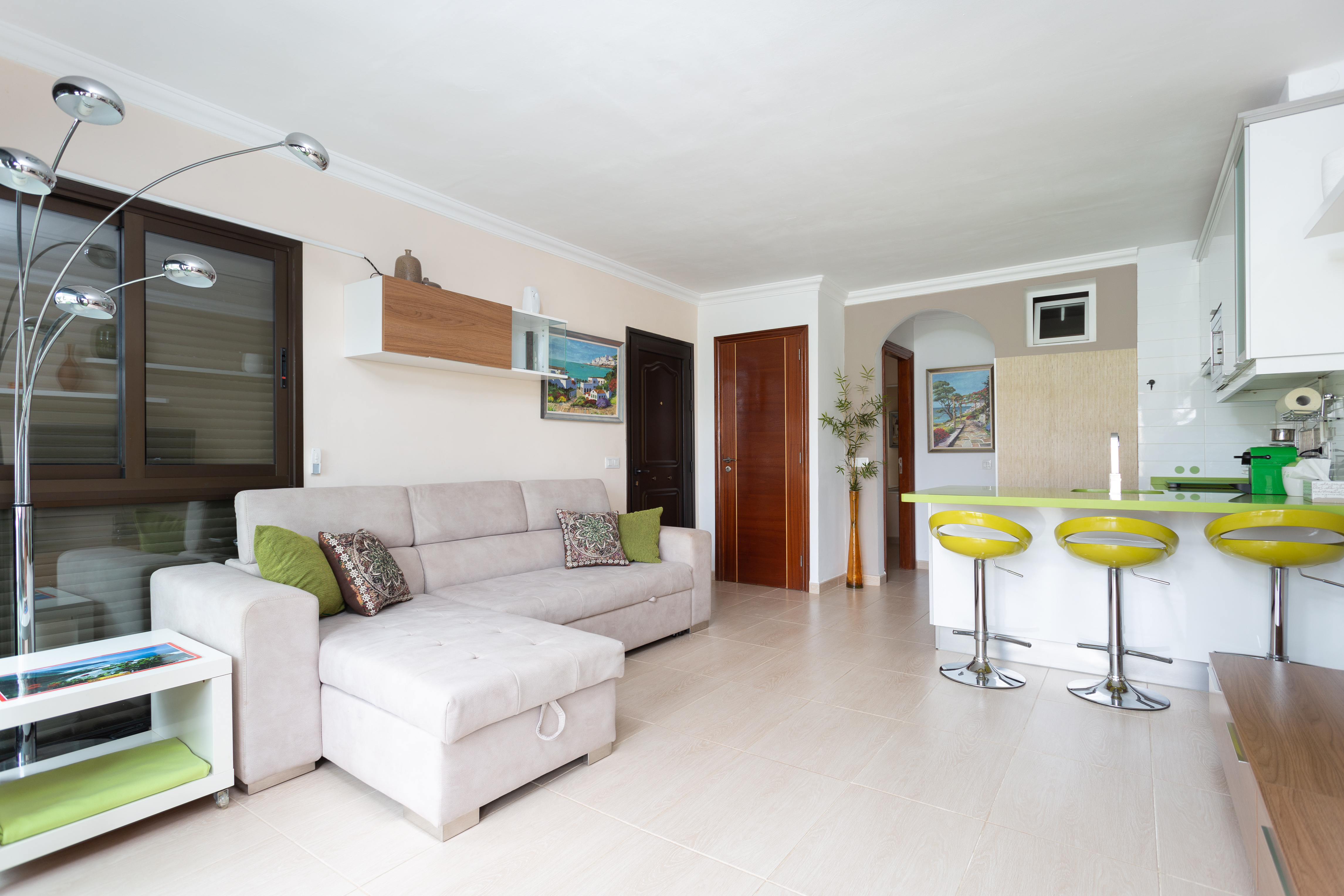 Nice Apart golf course with terrace, pool,internet