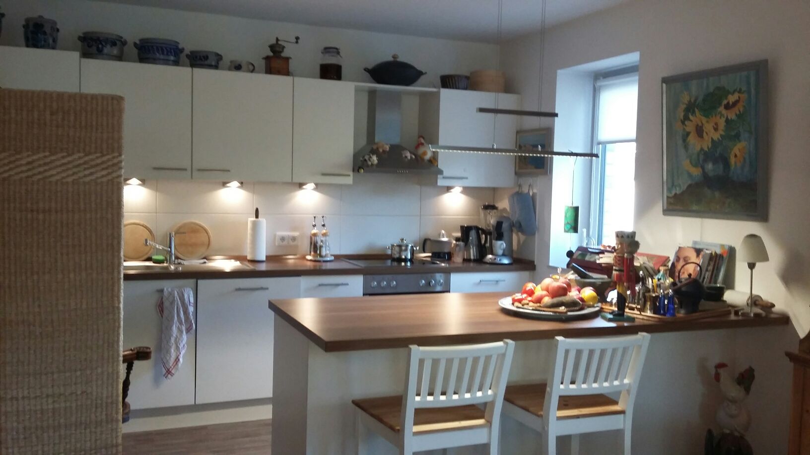 bright individually comfortable - 2-room apartment