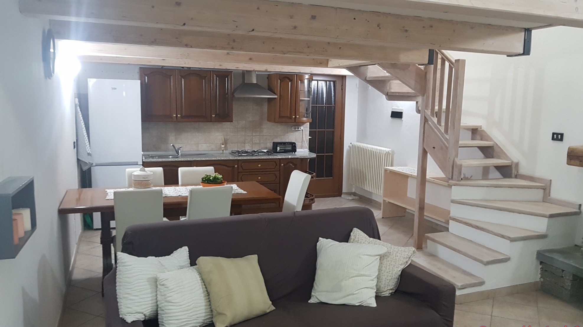 Apartment sleeps 6 