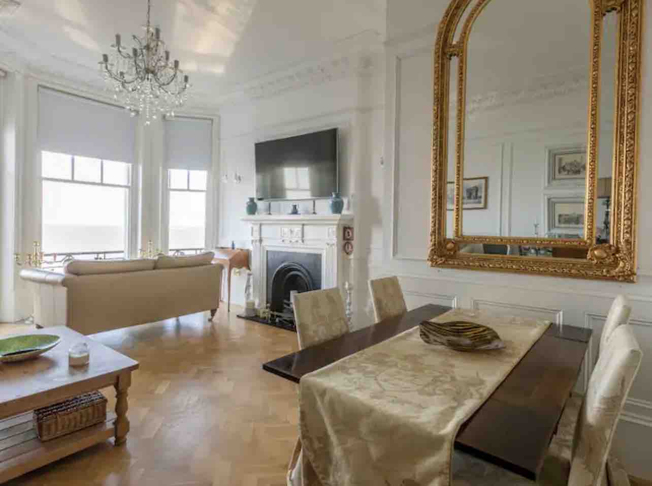 Breathtaking Walpole Sea Views | Private balcony
