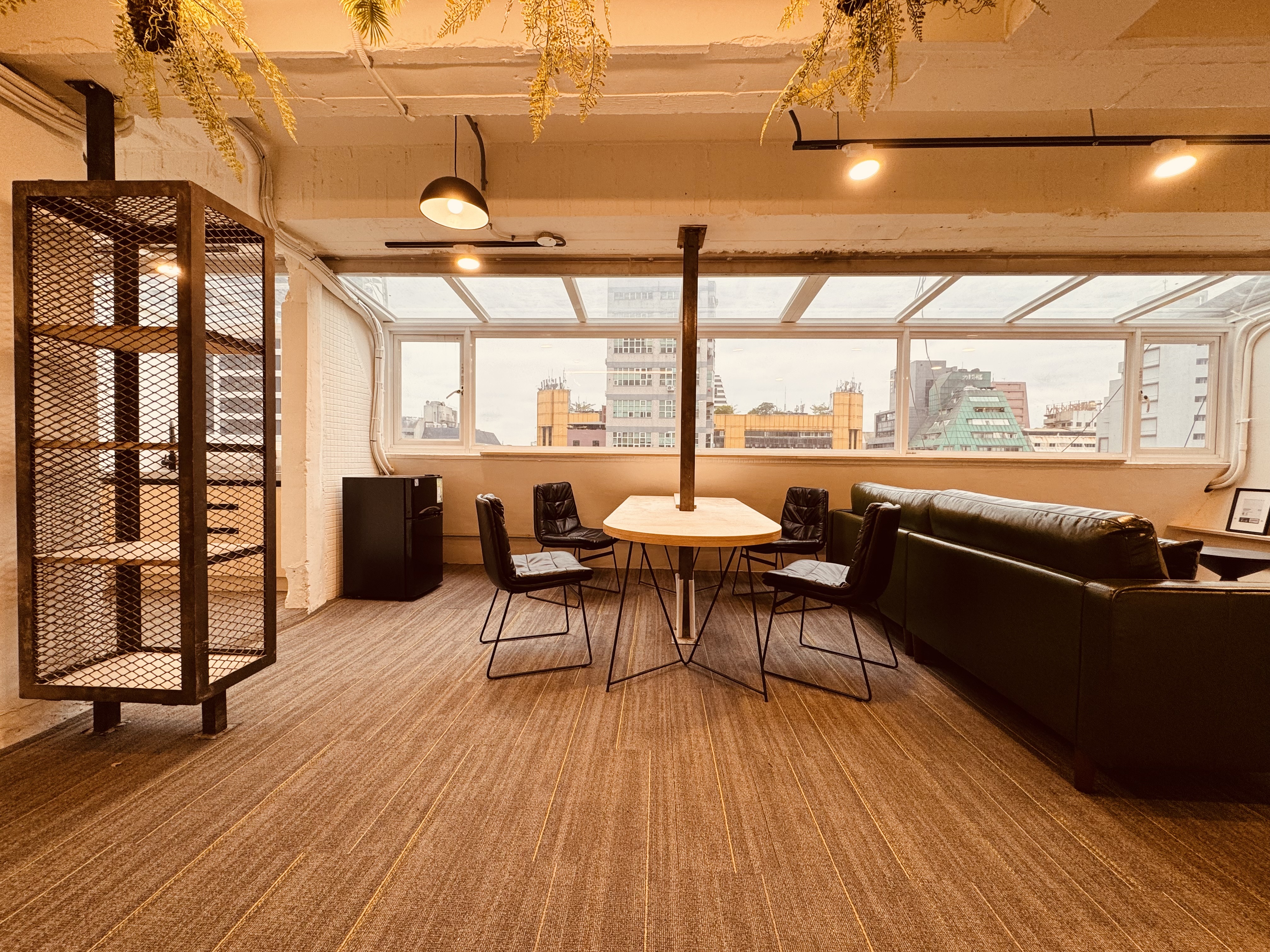 B 西門徒步區 適合5-10人家庭團體旅遊