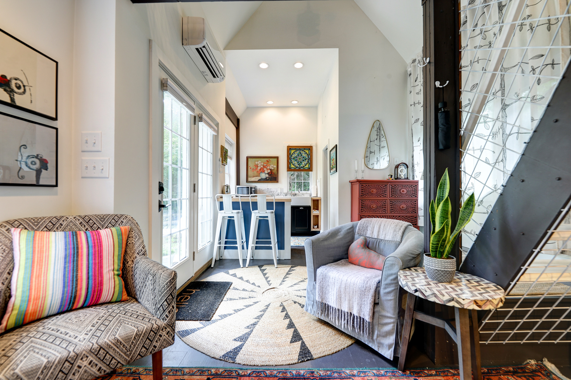 Oxford Cottage Cville’s favorite tiny home! Tiny houses for Rent in