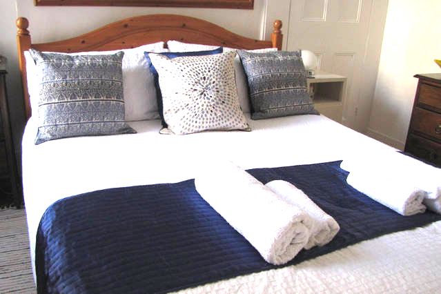 Blue Room in Classic London Townhouse - Zone 2 in Lambeth, London