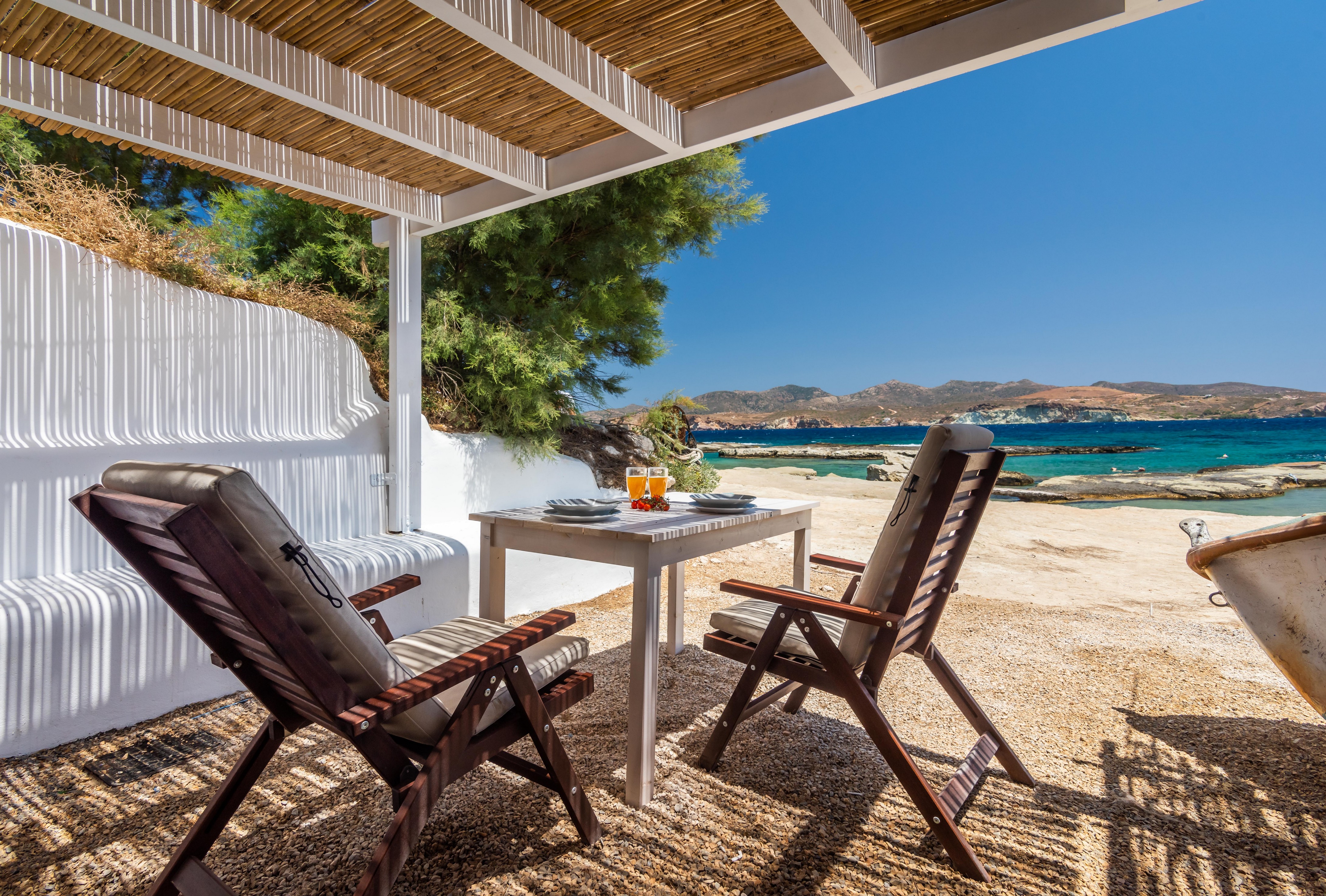 BlueNote Milos-Traditional SeaView Boathouse