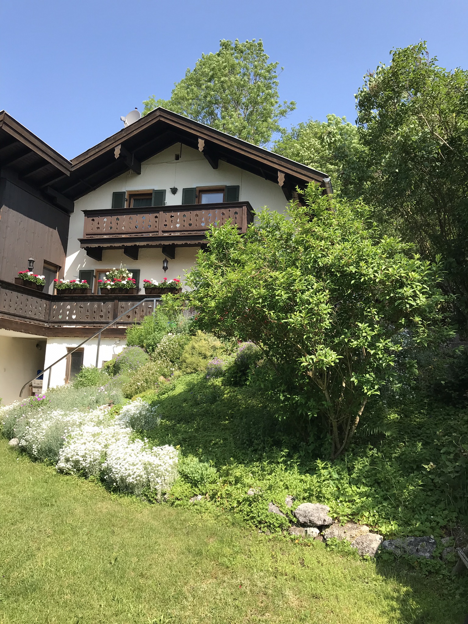 Ruhiges Idyllisches Haus für Familien und Paare Häuser zur Miete in