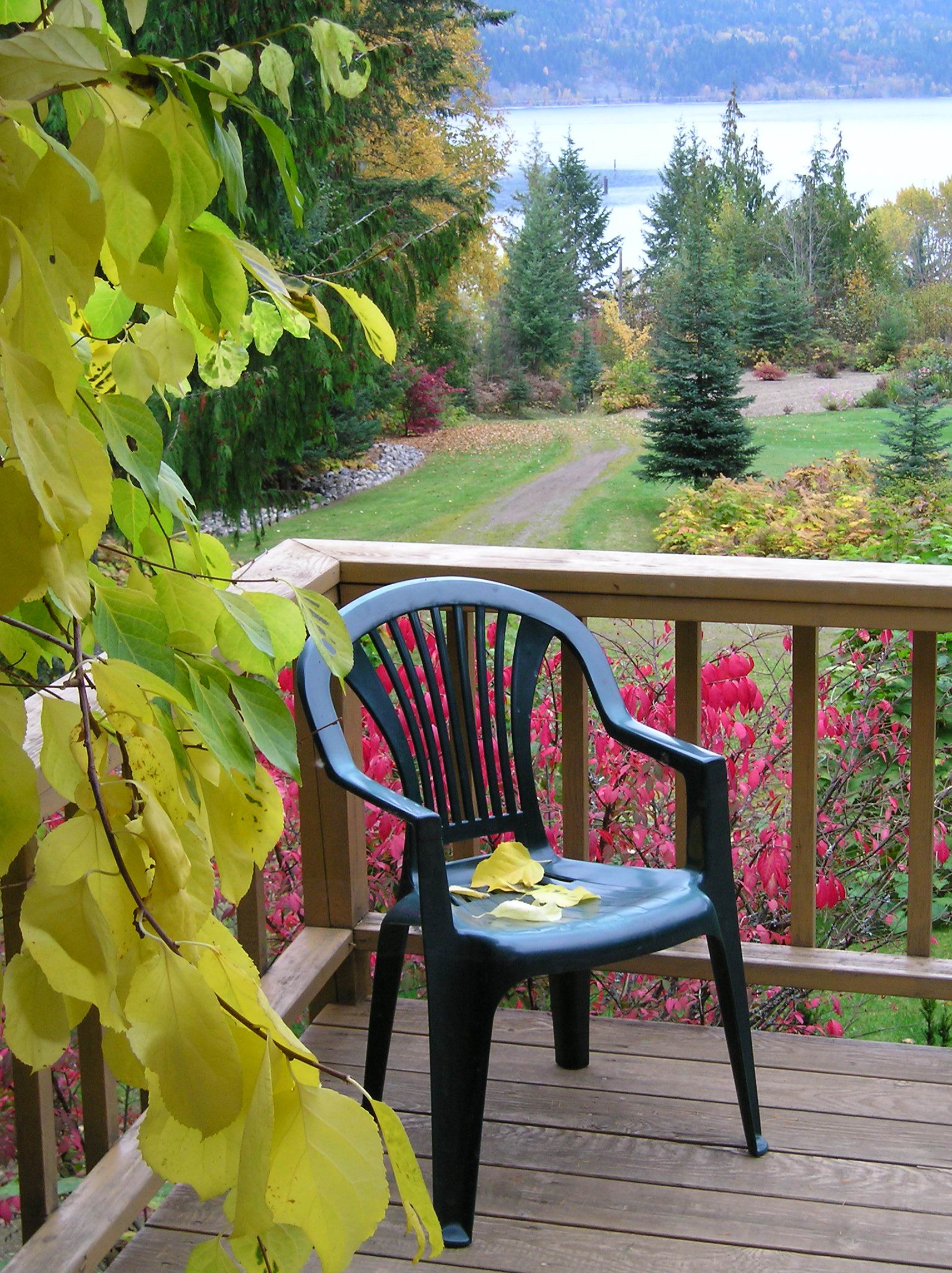 Kootenay Lake Krosnest Houses for Rent in Nelson, British Columbia