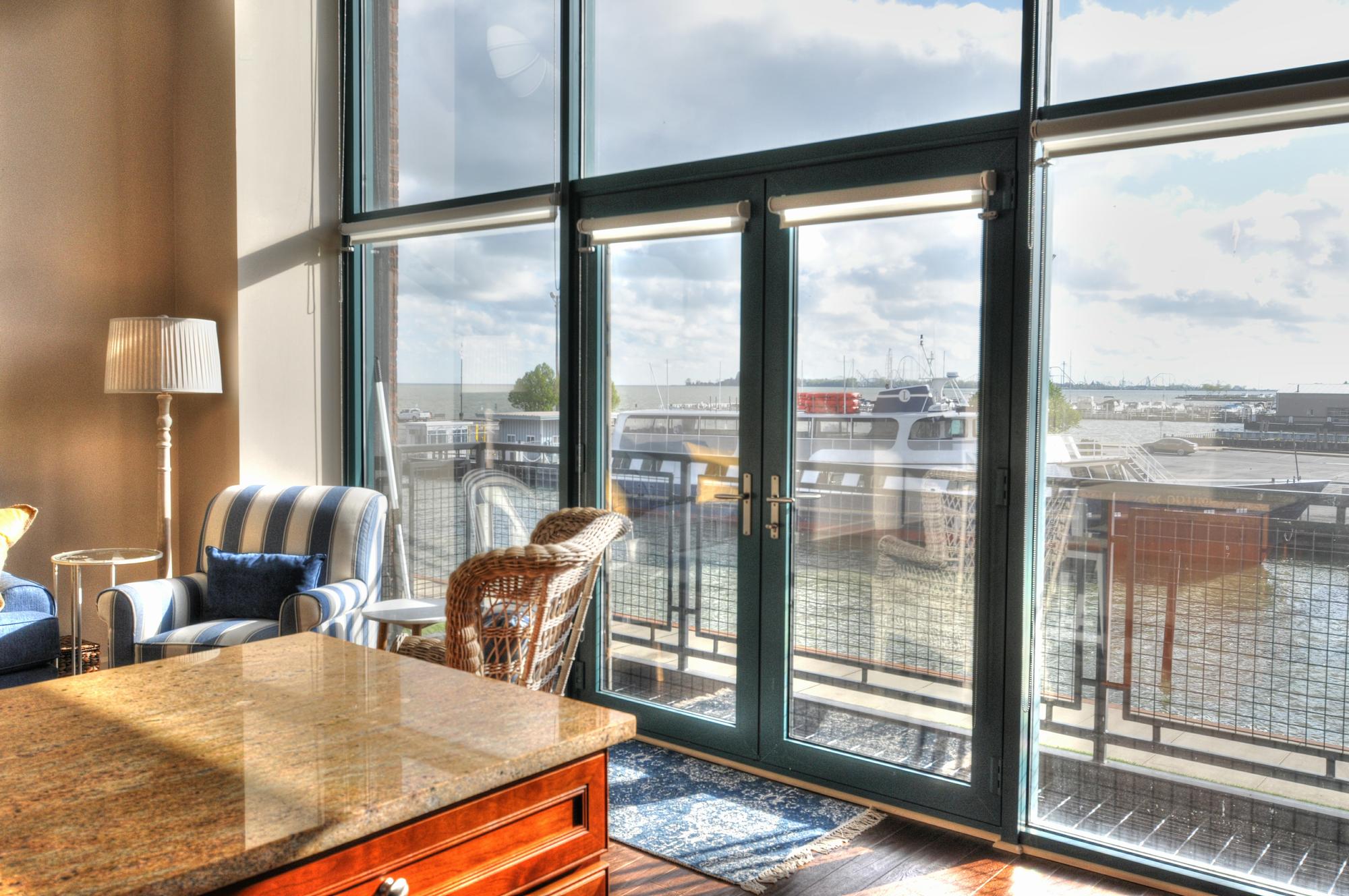 Upgrade Your Stay on Sandusky Bay!!! Condominiums for Rent in Sandusky, Ohio, United States