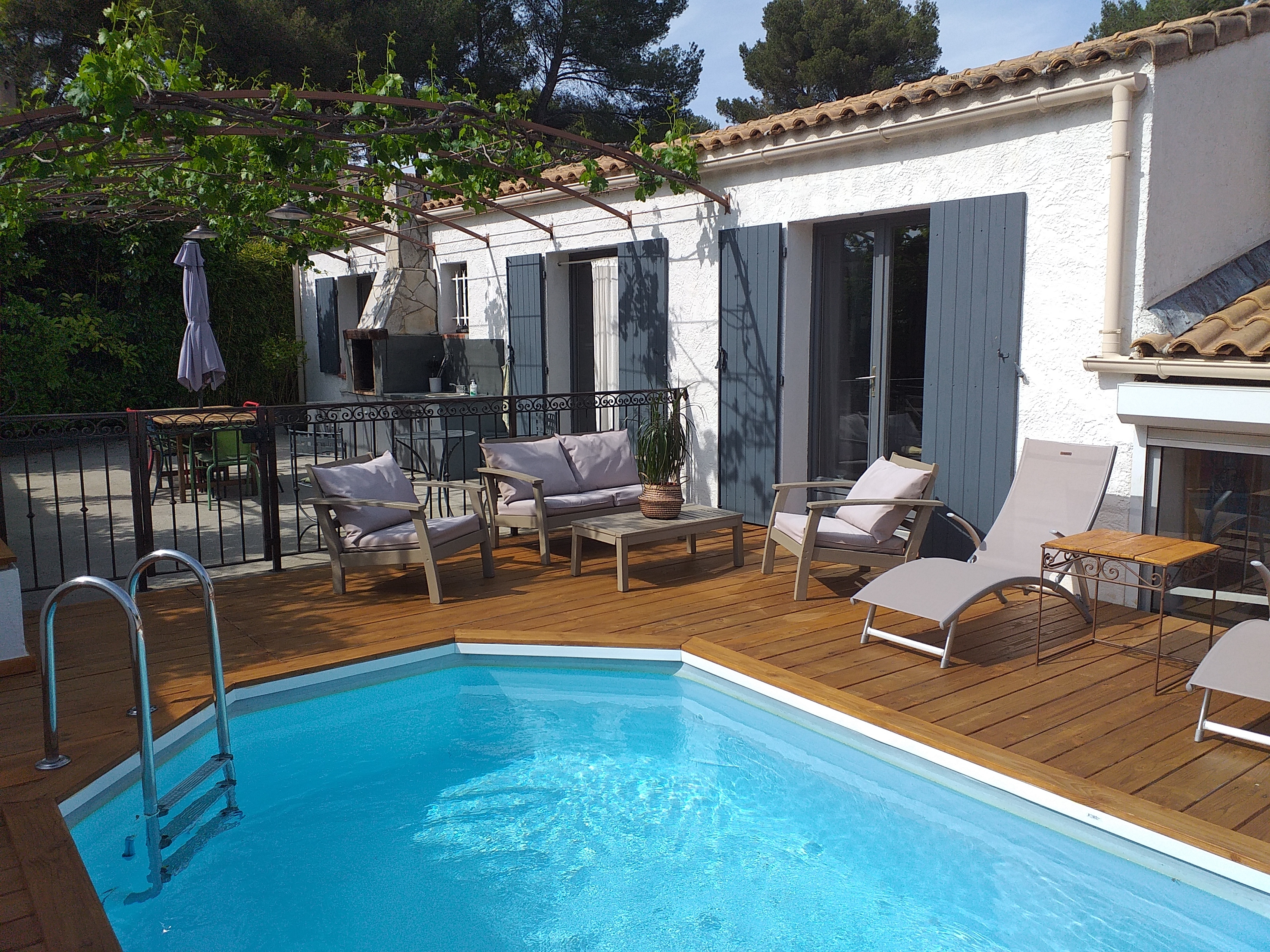 Warm house in Provence