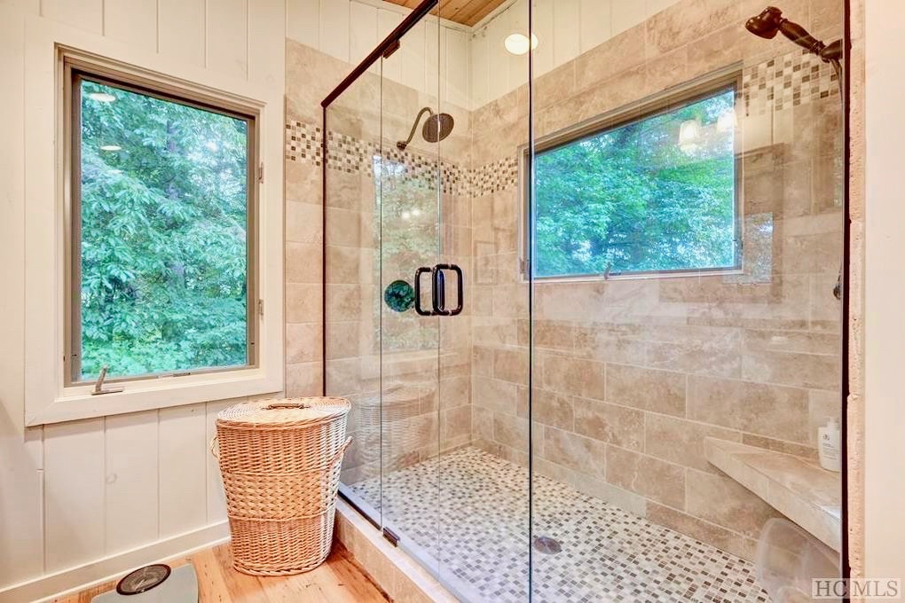 Highlands Happy Place Cabins for Rent in Highlands, North Carolina