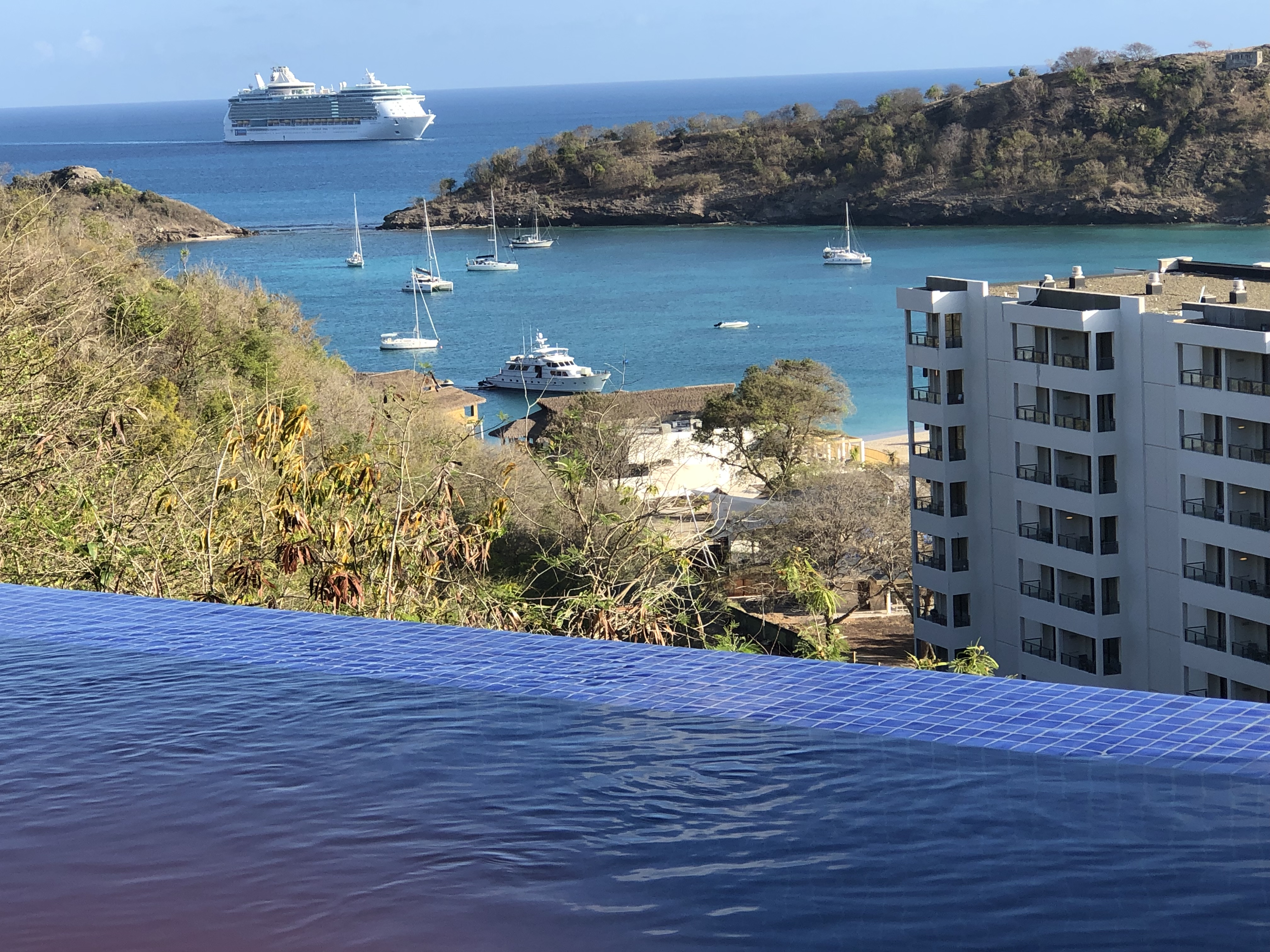Private villa with heated infinity pool & views