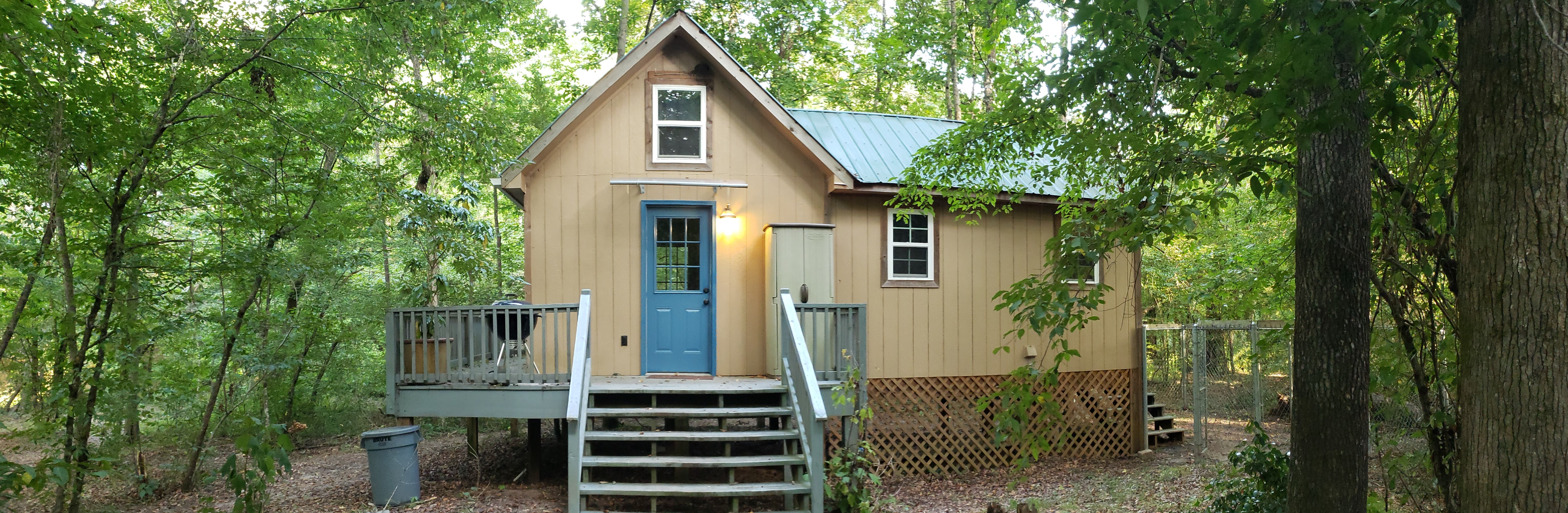 Cabin at Halawakee Creek- with AU football parking