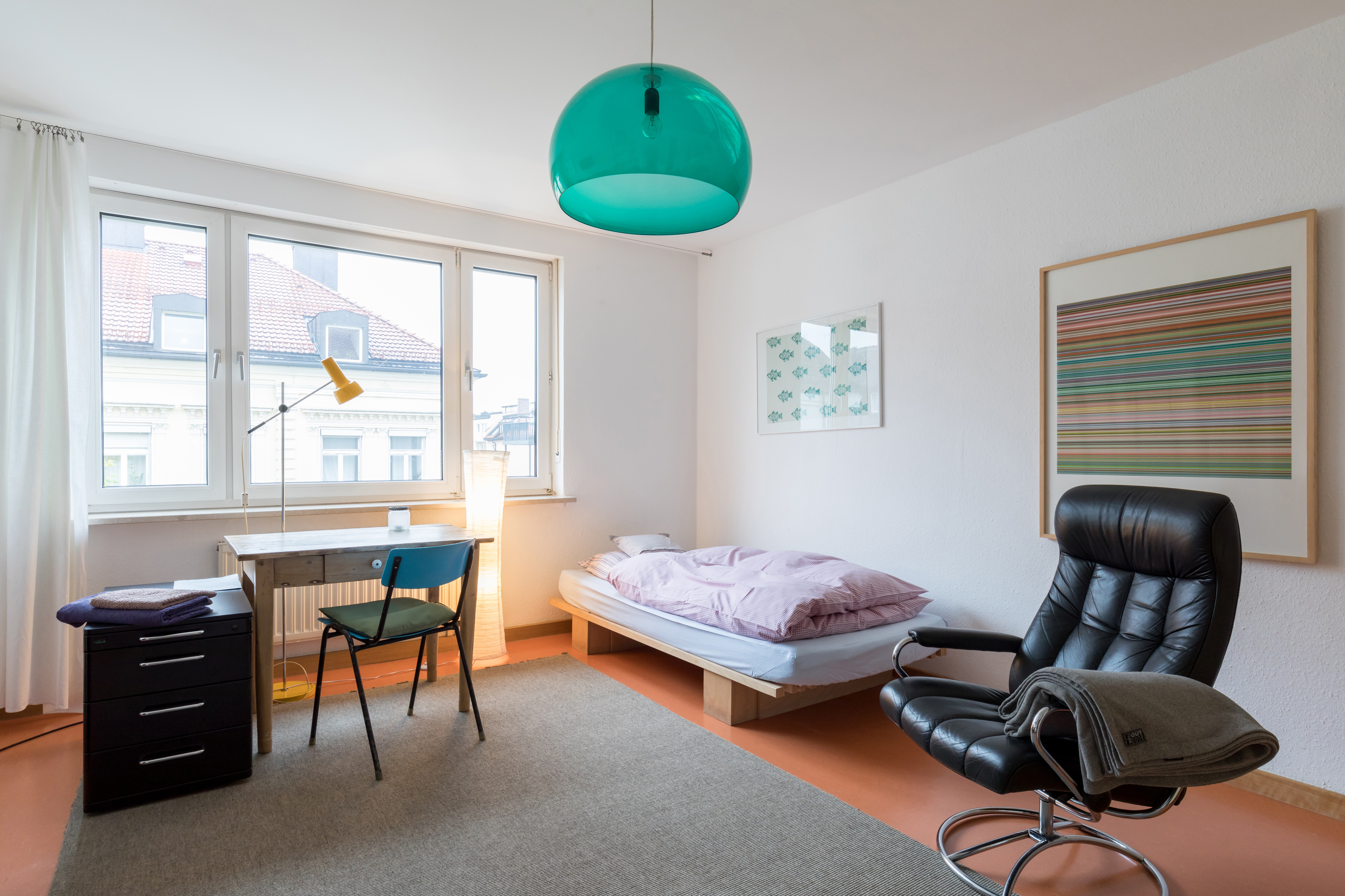 Bright Vintage Design Room in Munich's Art Distric in Maxvorstadt, Munich
