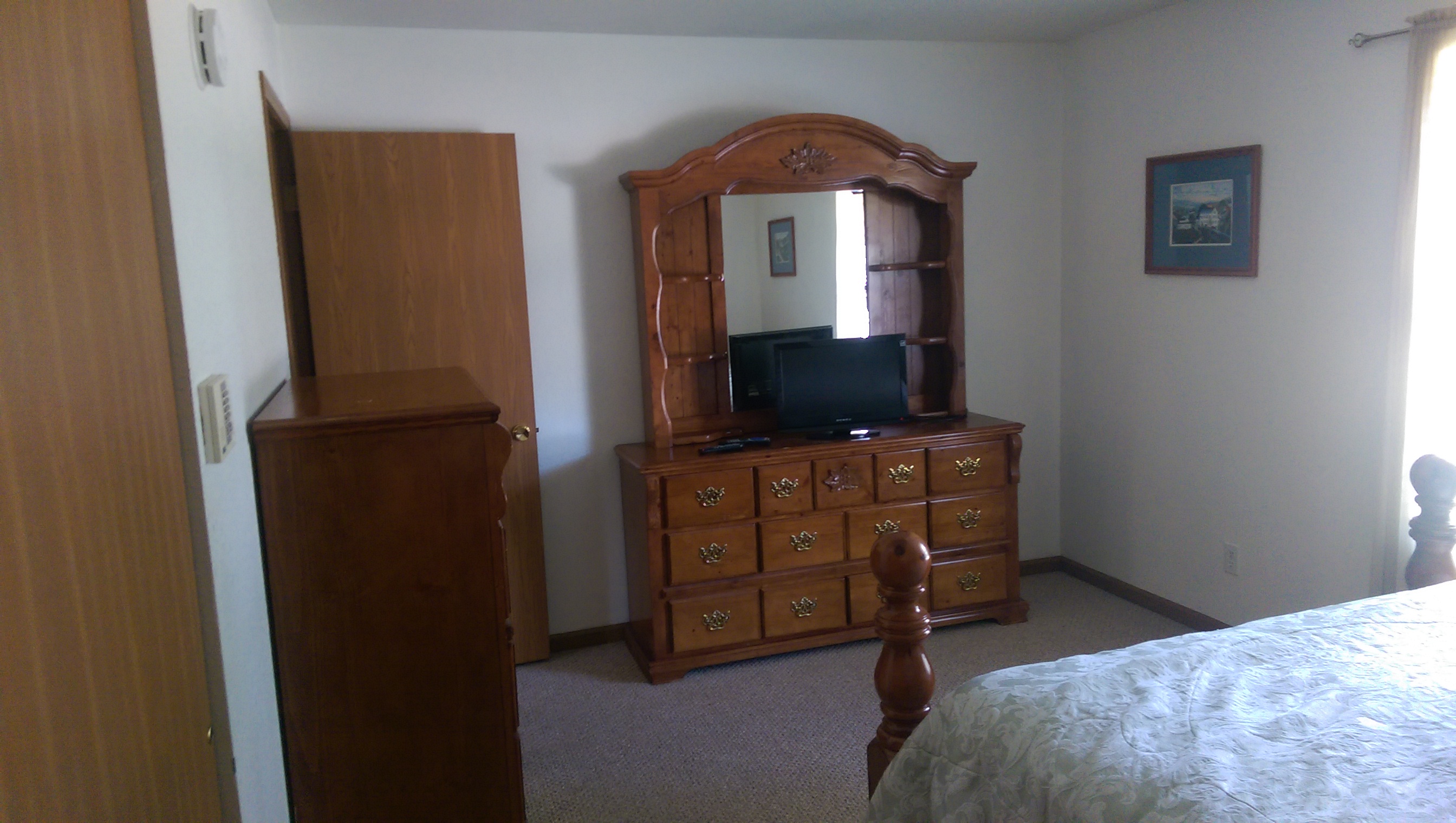 Two bedroom duplex with fenced yard Houses for Rent in Belleville