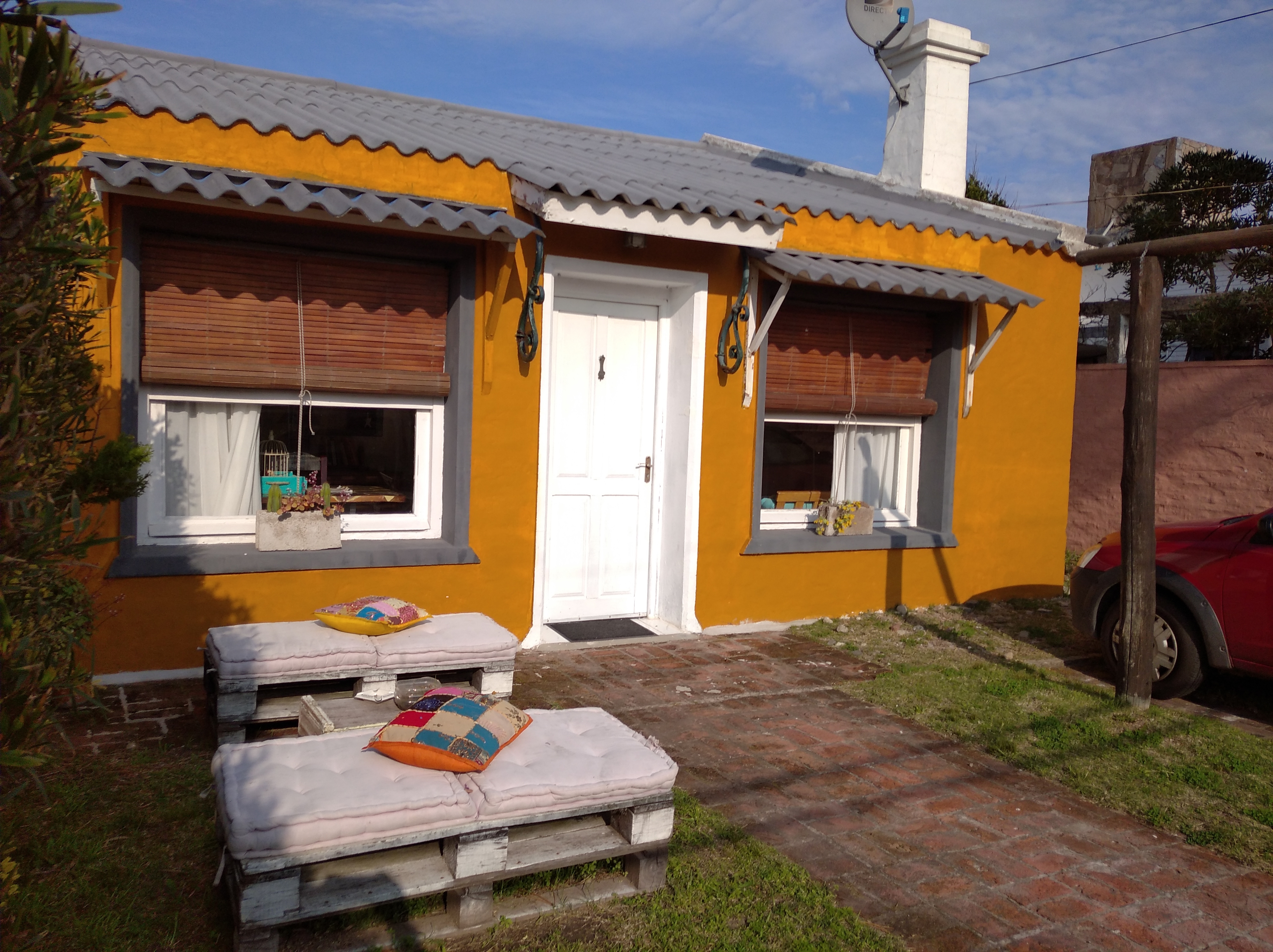 Entire house in Manantiales 200mts from the beach