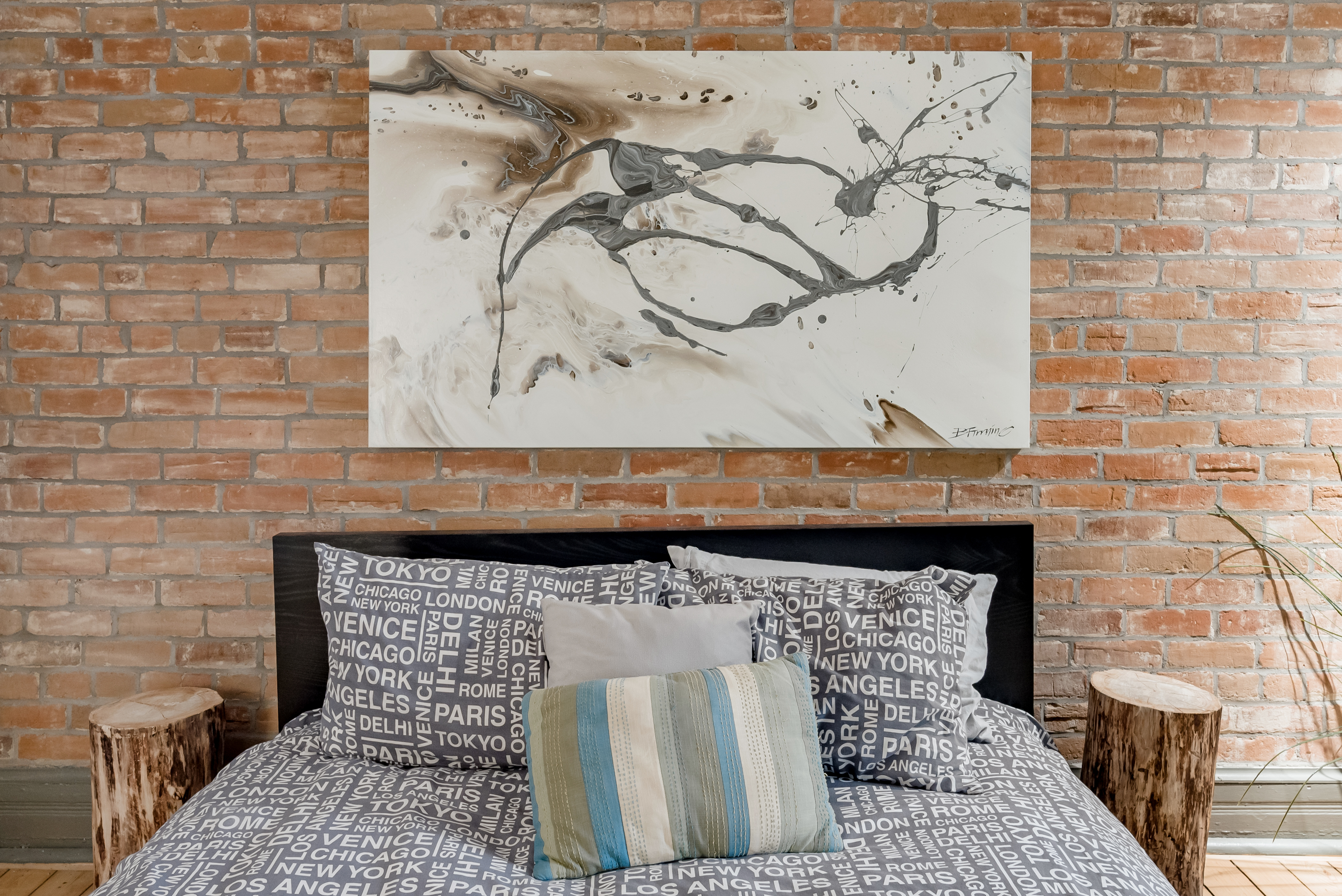 Artsy Plateau Apartment with Patio