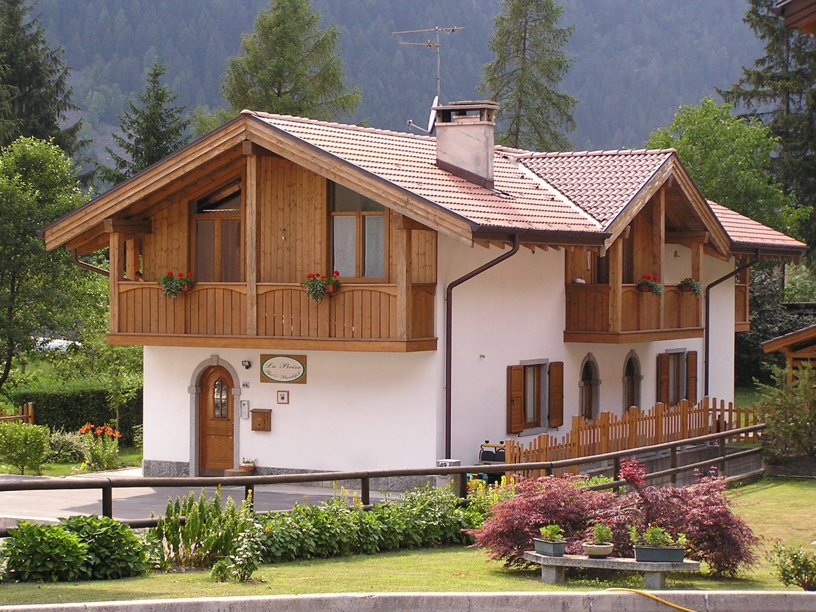 La Brisa Pinzolo apartment 3 rooms 3baths, 6 pax