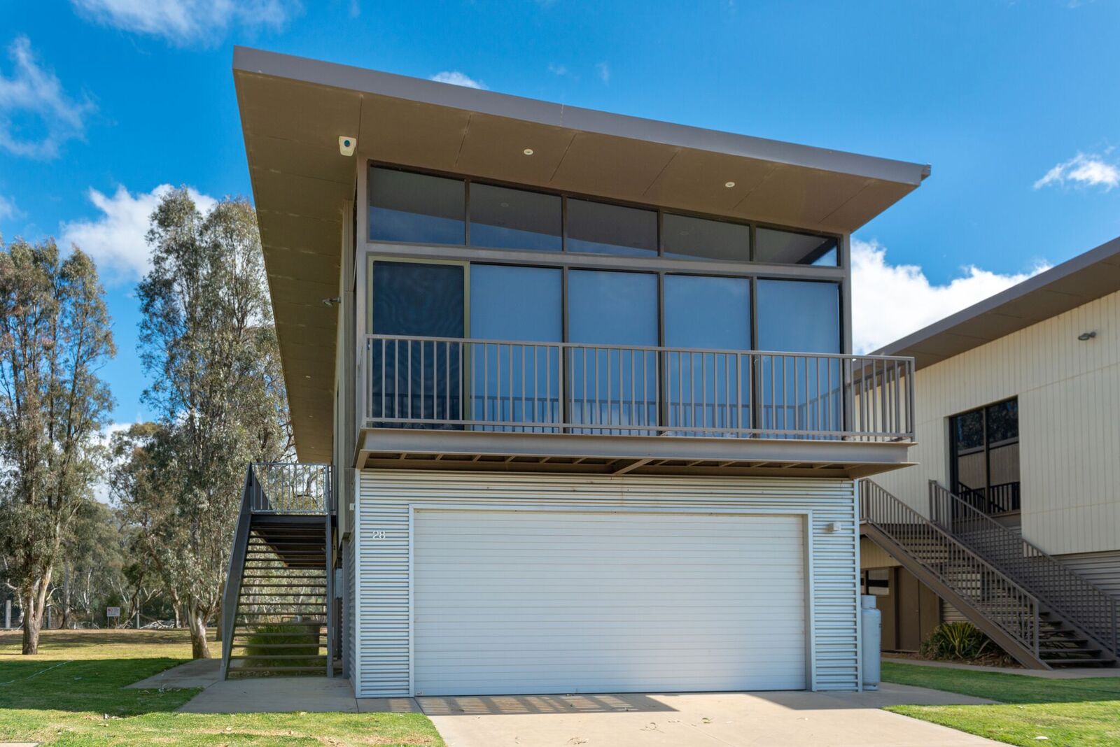 No 28 Murray Rivers Edge Deep Creek Marina Houses for Rent in Moama
