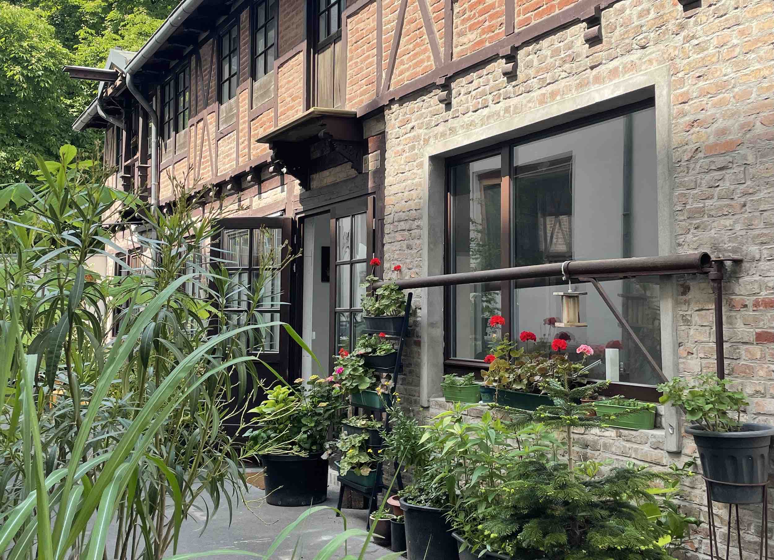 Gemütliches Apartment im begrünten Hinterhof