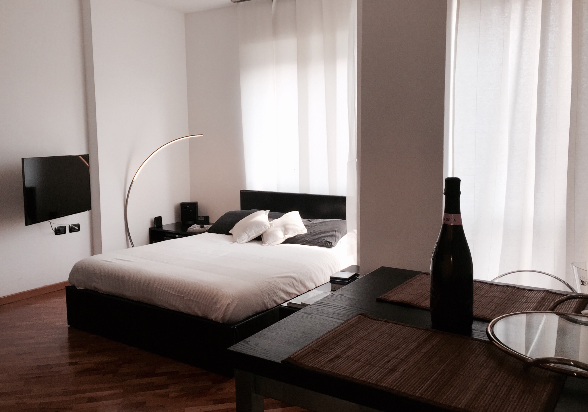 Sunny studio flat