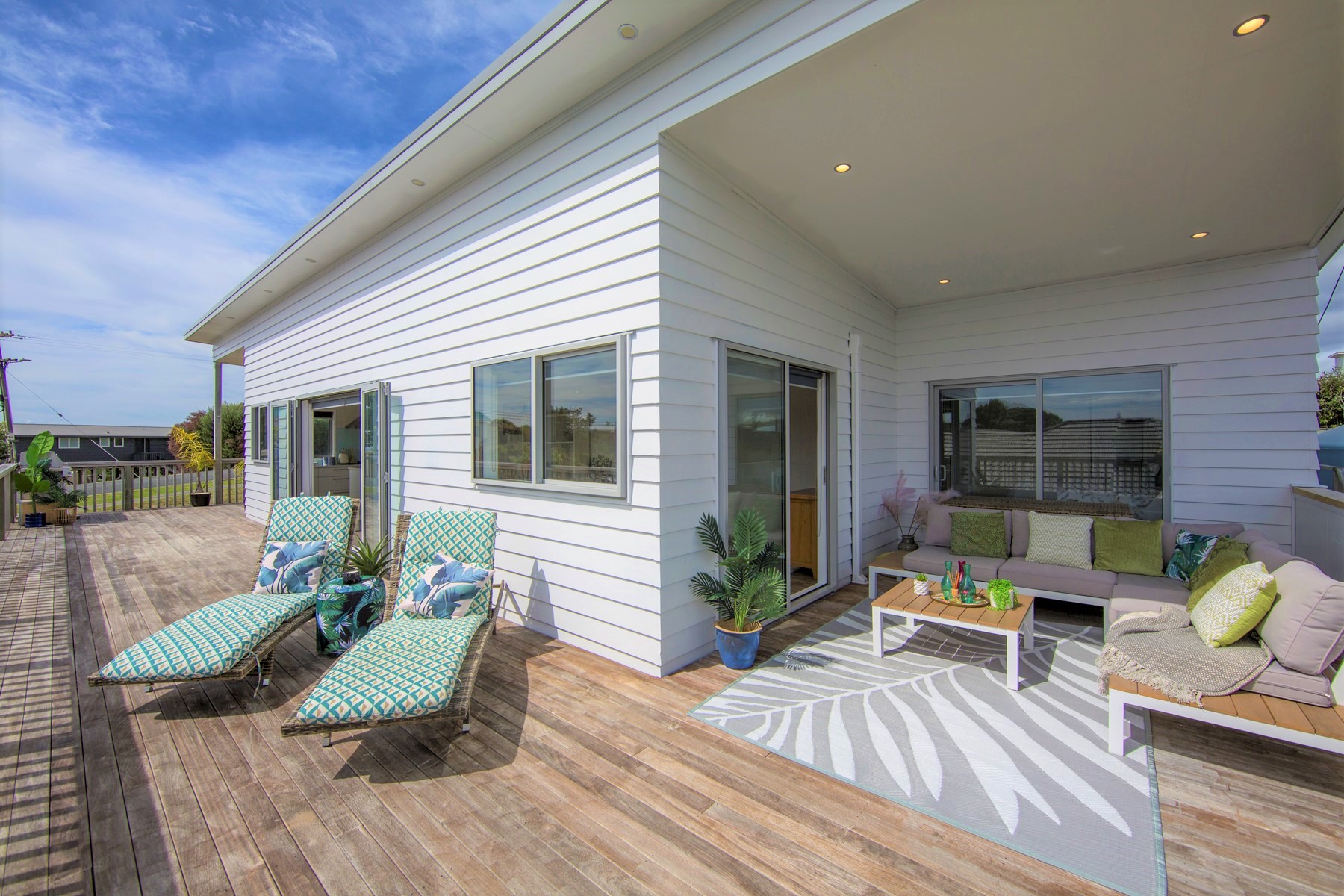 Sun-filled, open plan modern beach house