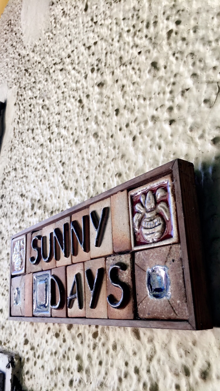 Sunny Days in the Hills, Barog