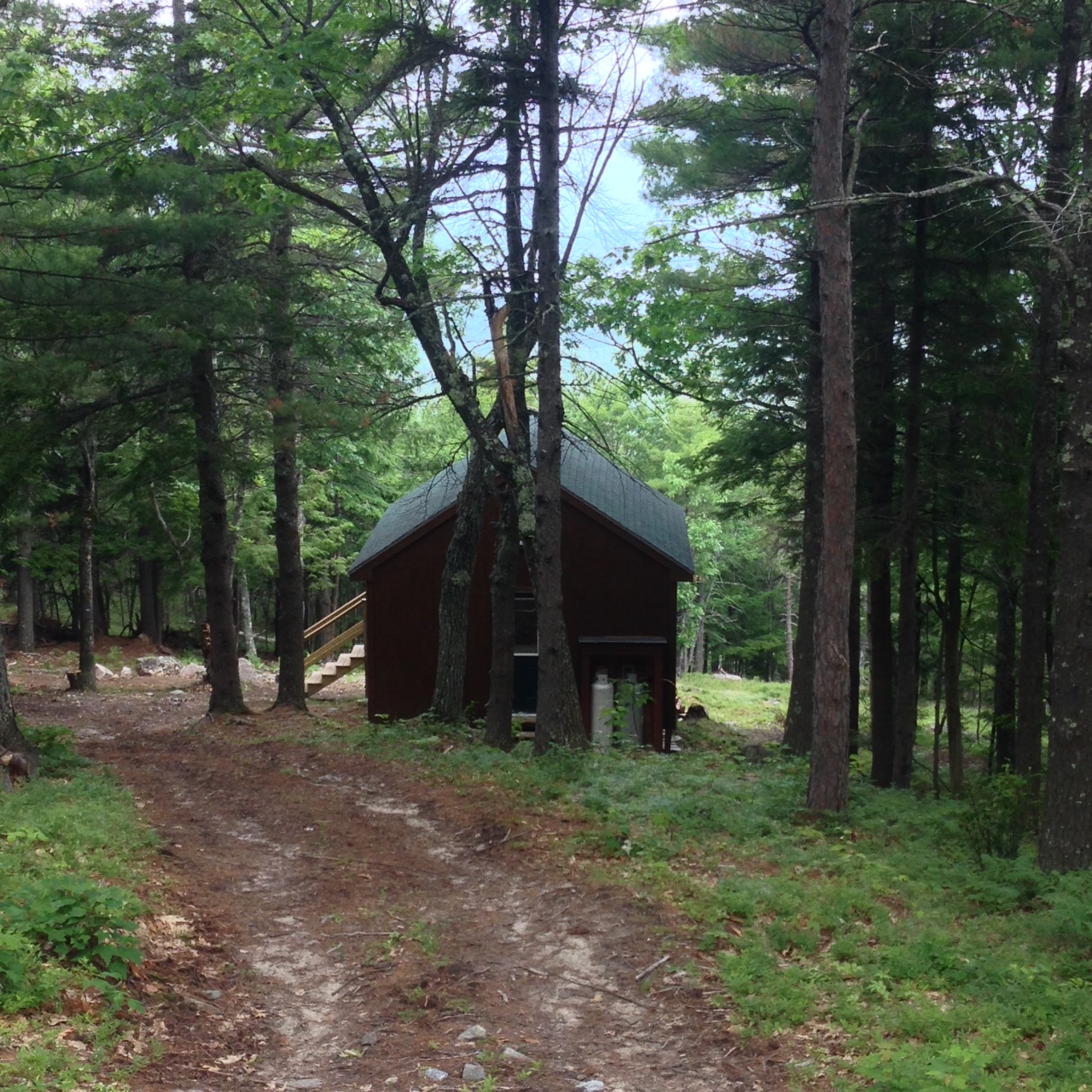 Mountaintop Cabin Hike or Ski In! Cabins for Rent in Bridgton