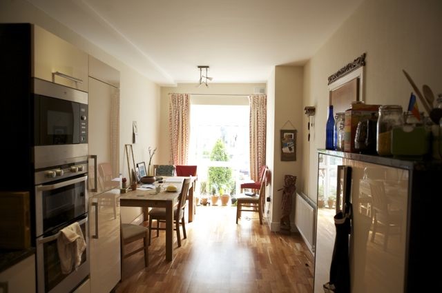 Happy home ! 5.5 miles south Dublin !