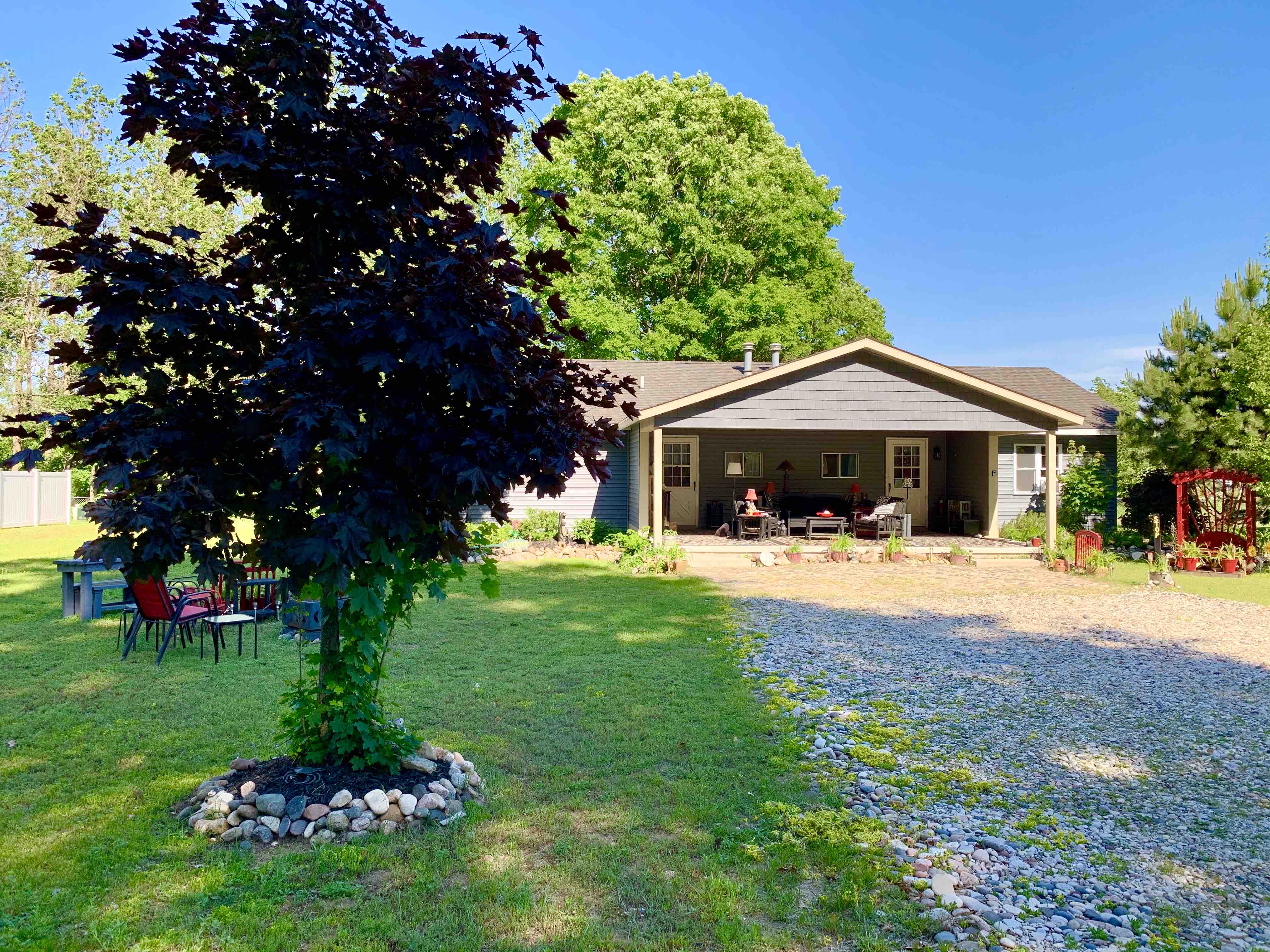 Charlevoix the Beautiful Houses for Rent in Charlevoix, Michigan