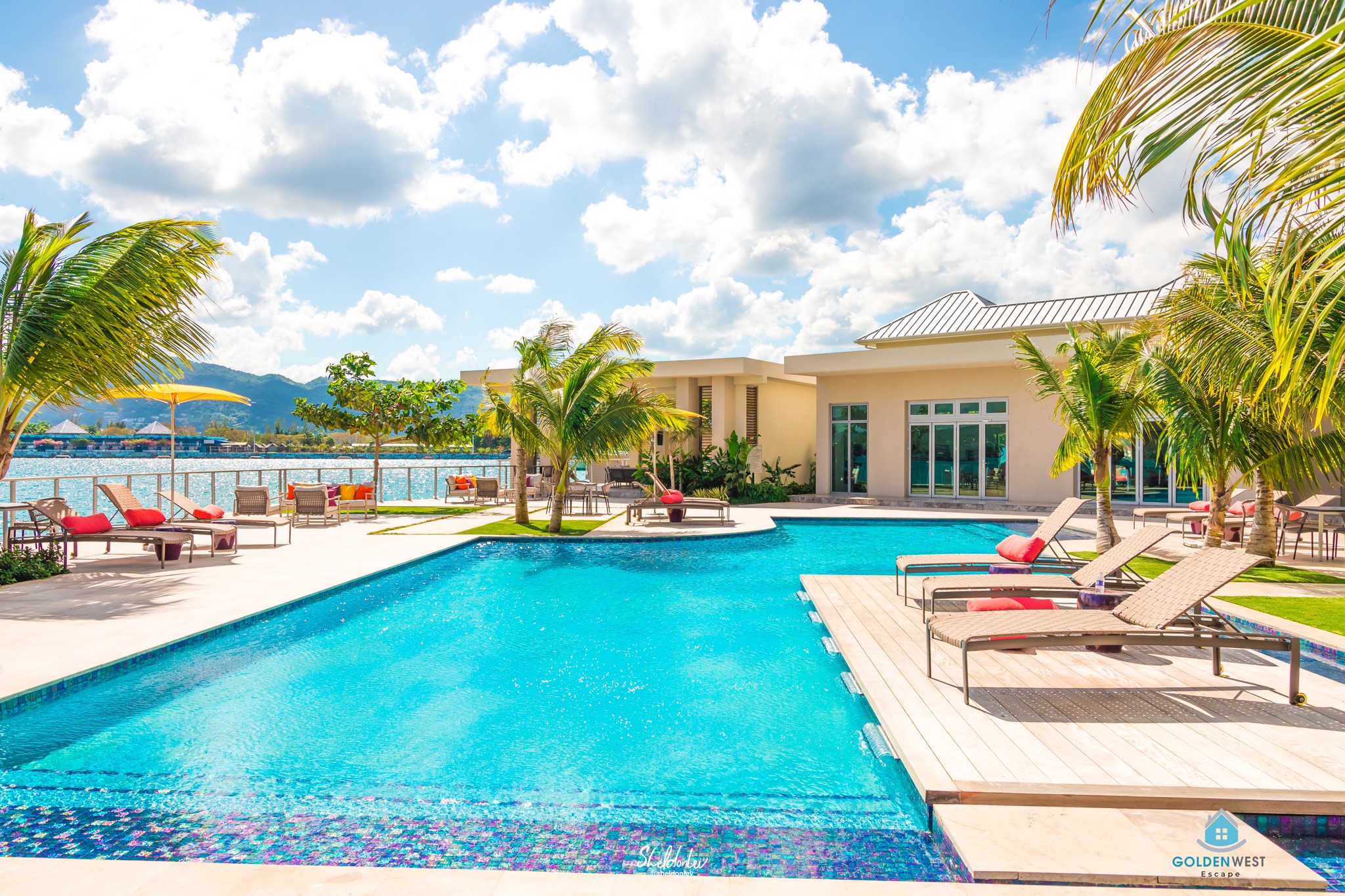 Oceanfront Apt w/ Beach Access, Pool & Gym (3F) Apartments for Rent in Montego Bay, St. James