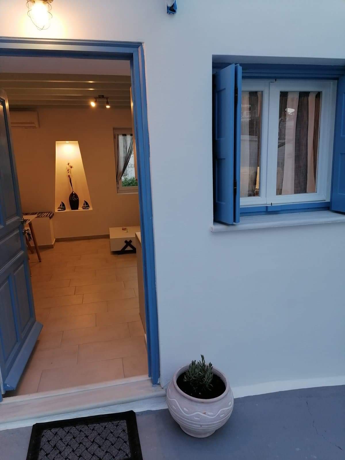 VENI’ S HOUSE. SPETSES