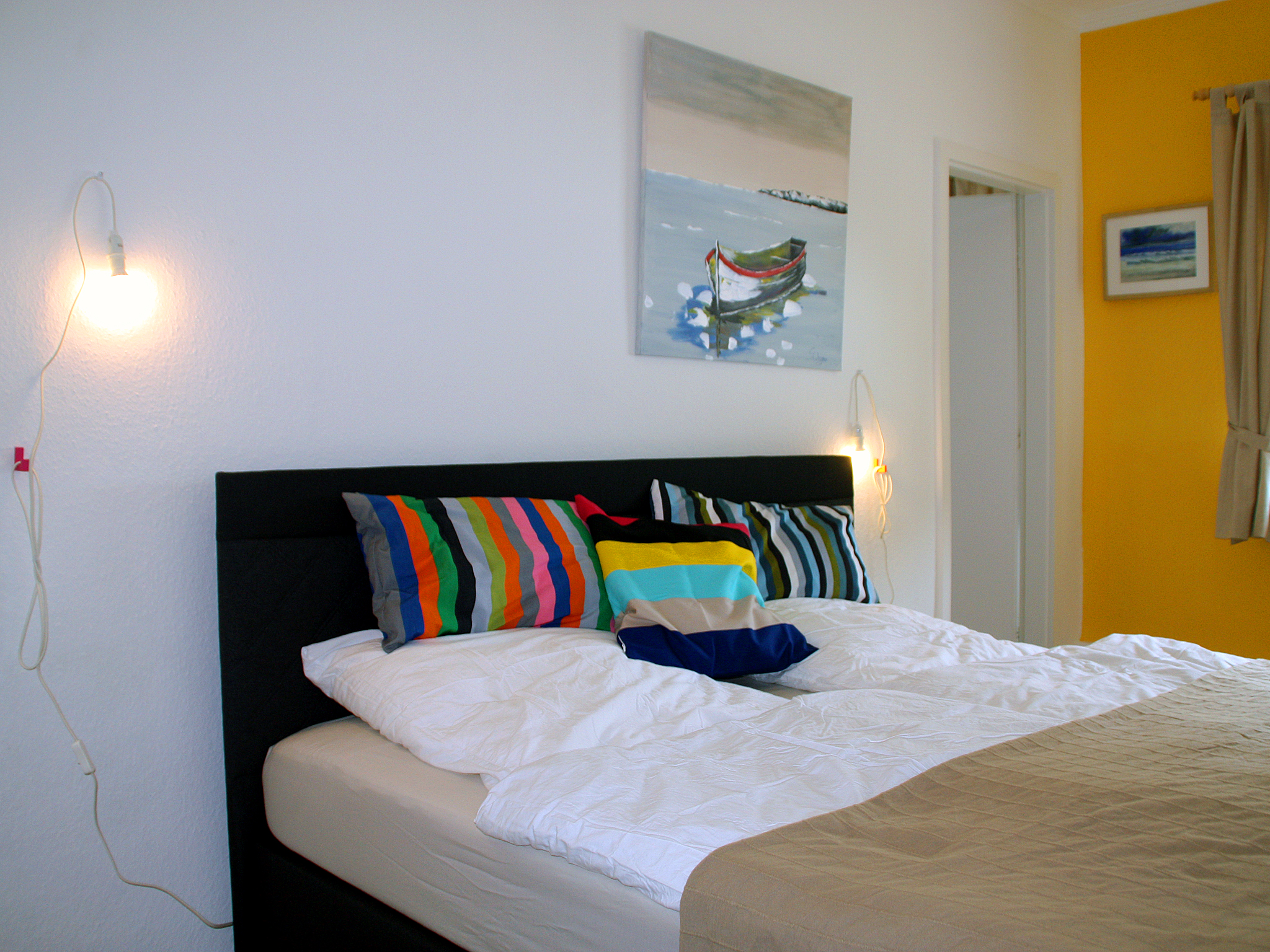 2-room studio with bathroom & mini kitchen