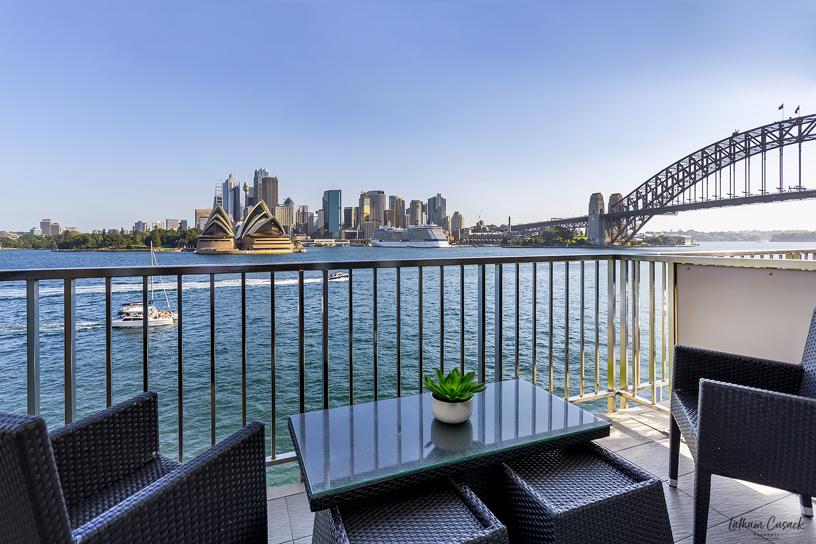 Iconic Sydney Harbour Opera House Postcard View Flats For Rent In Kirribilli New South Wales Australia