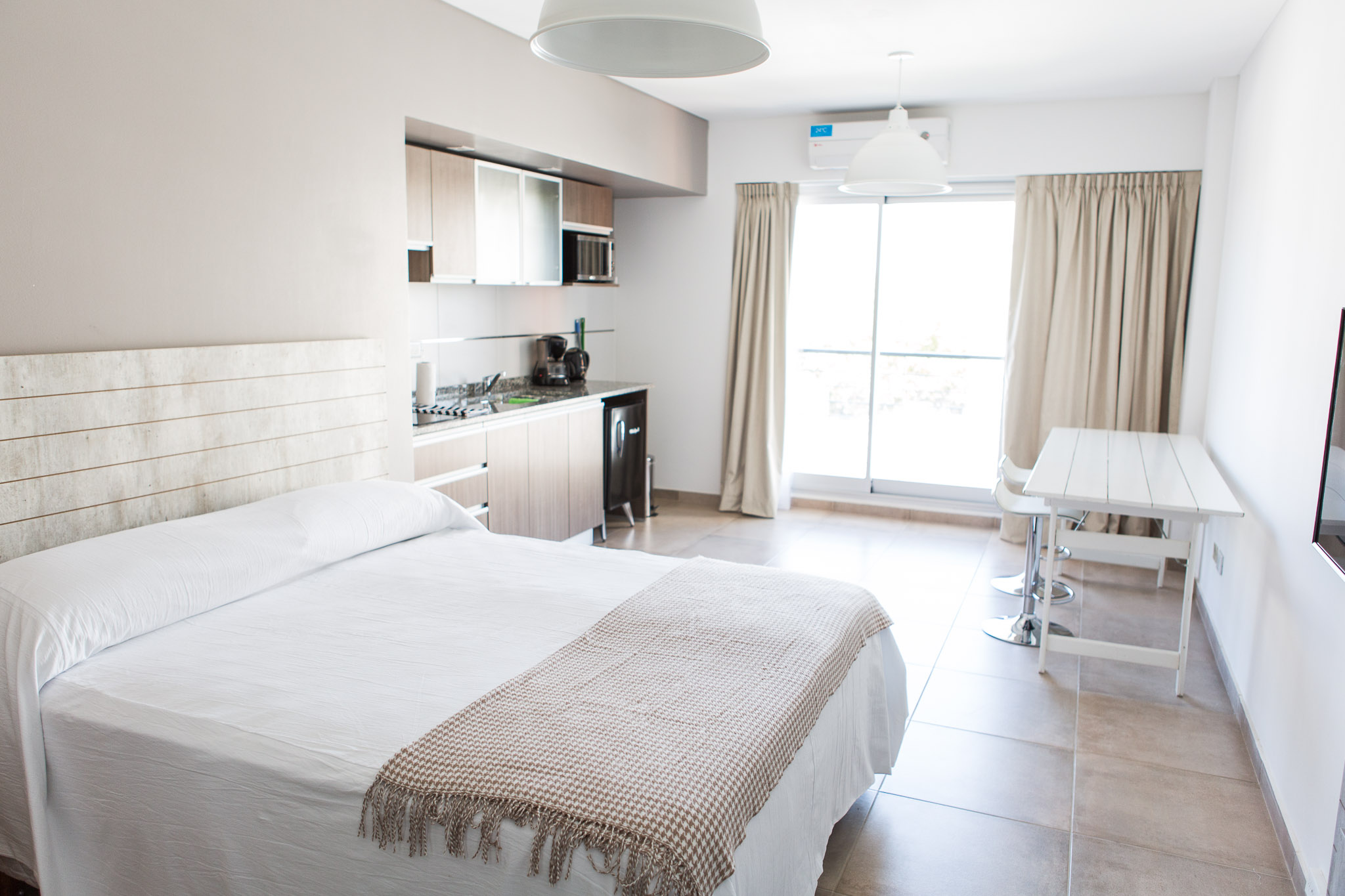 SOLER APARTMENTS IX