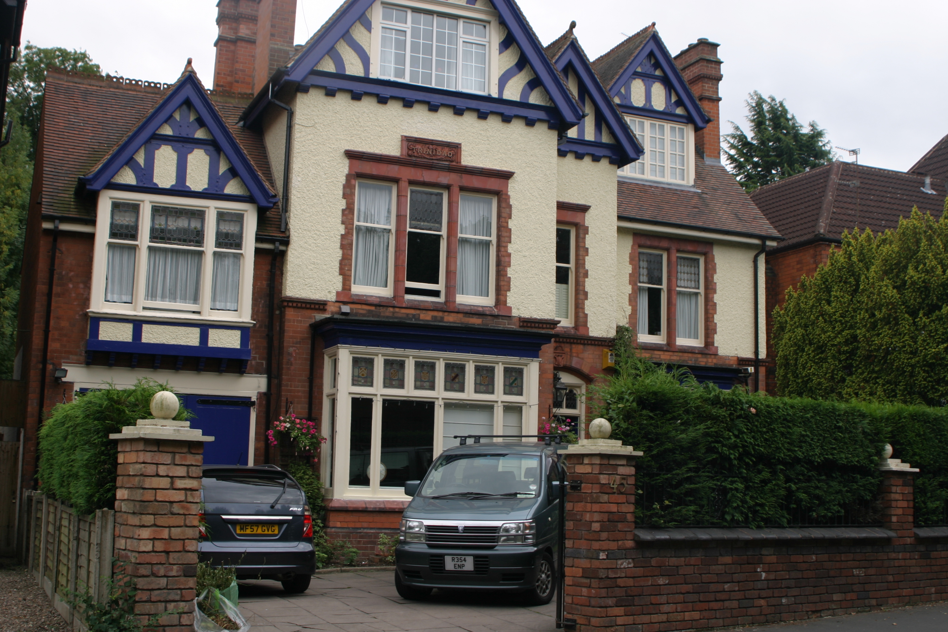 Gorgeous Home With Two Rooms Apartments For Rent In Birmingham United Kingdom