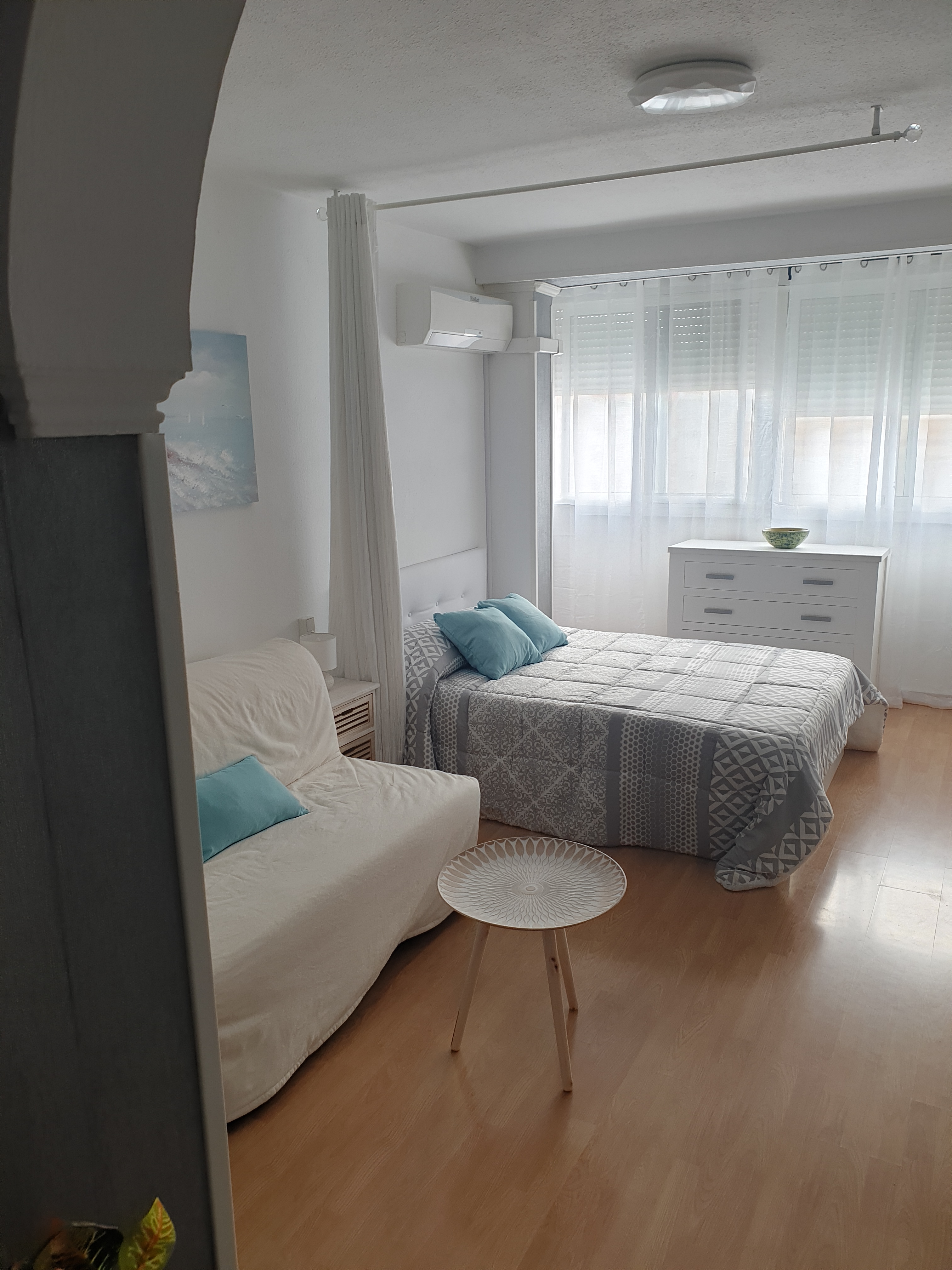 Cozy studio near the beach with pool.