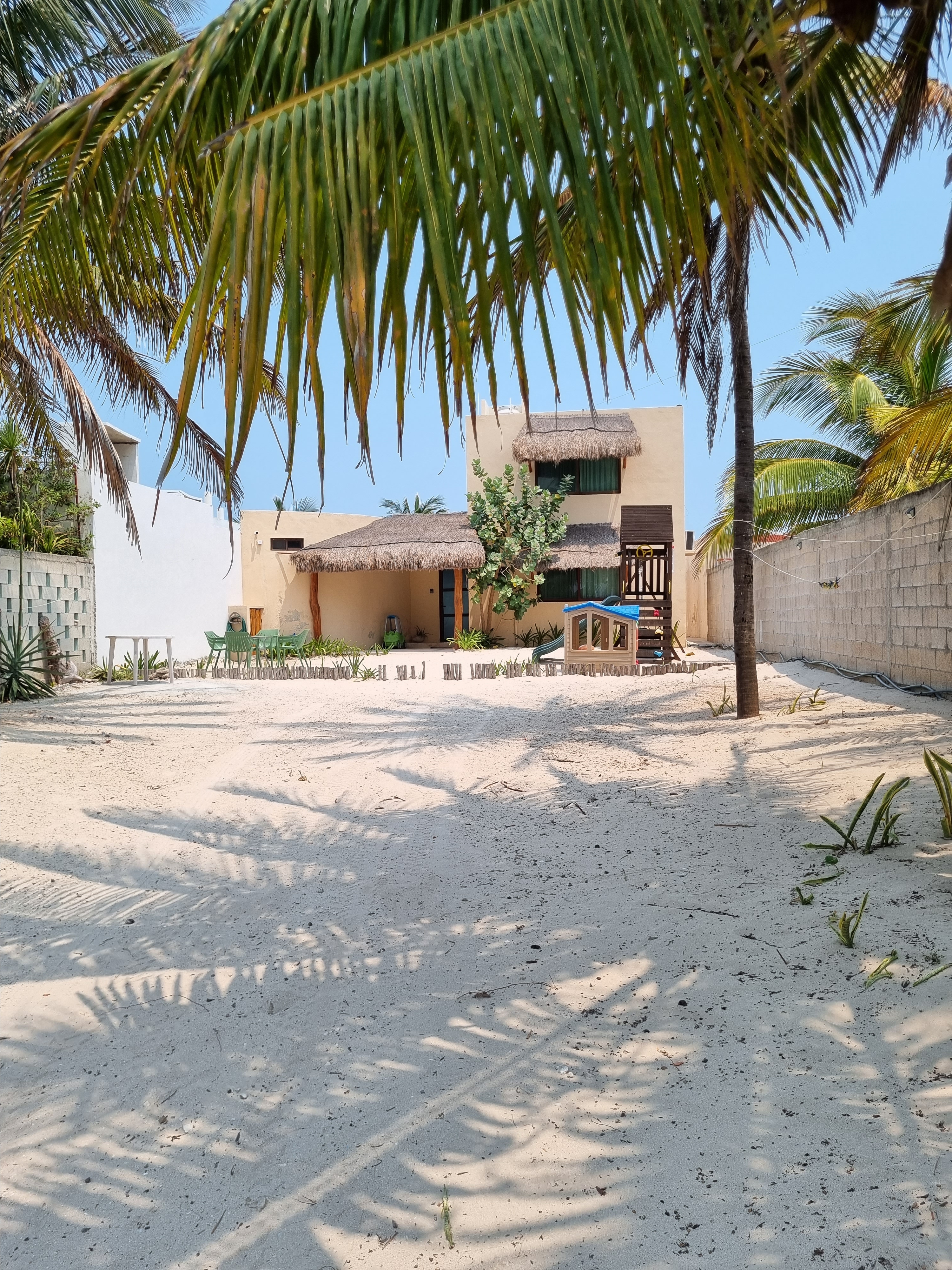 Sea house with pool