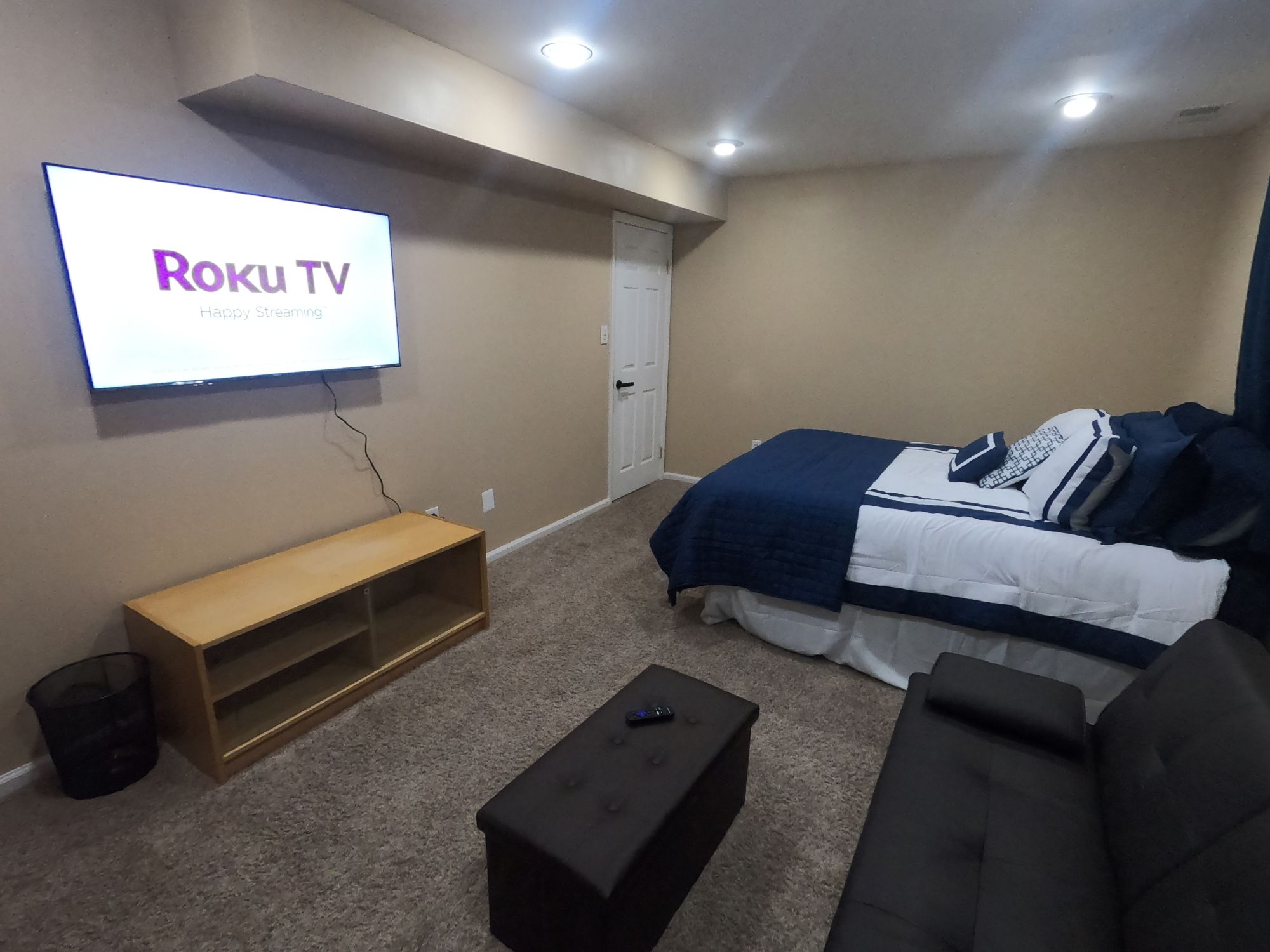 Ein großes schönes privates Schlafzimmer - Airbnb