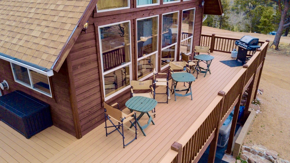 The Fortress at Pikes Peak Cripple Creek Wifi/Spa Cabins for Rent in