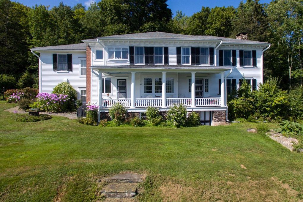 Peaceful Catskills Mtntop Estate set on 30+ Acres! Houses for Rent in