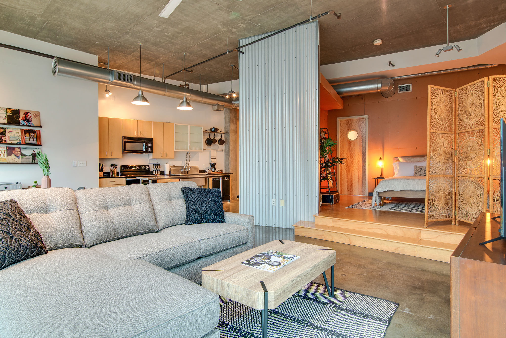 Downtown Gulch Neighborhood Walk To The Fun Lofts For Rent In Nashville Tennessee United States