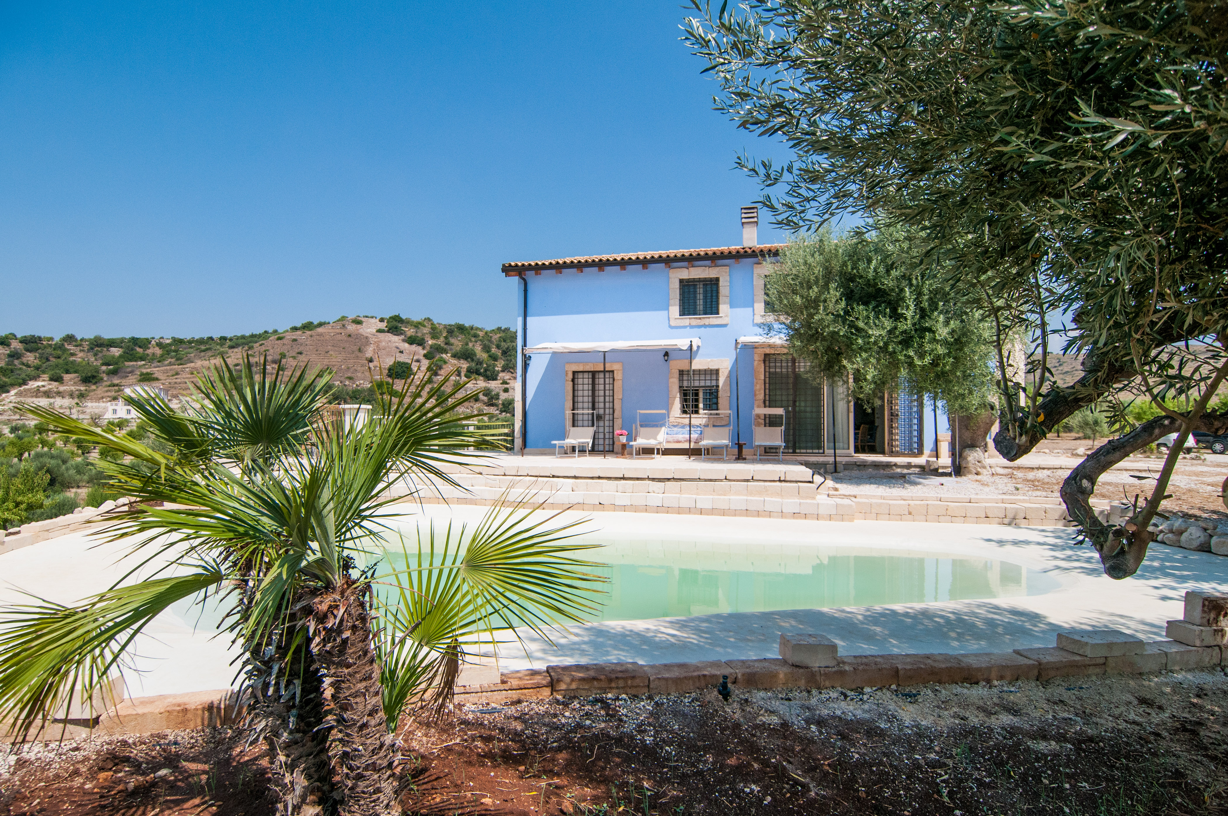 A WELL-KNOWN RESIDENCE LA NENA x 2