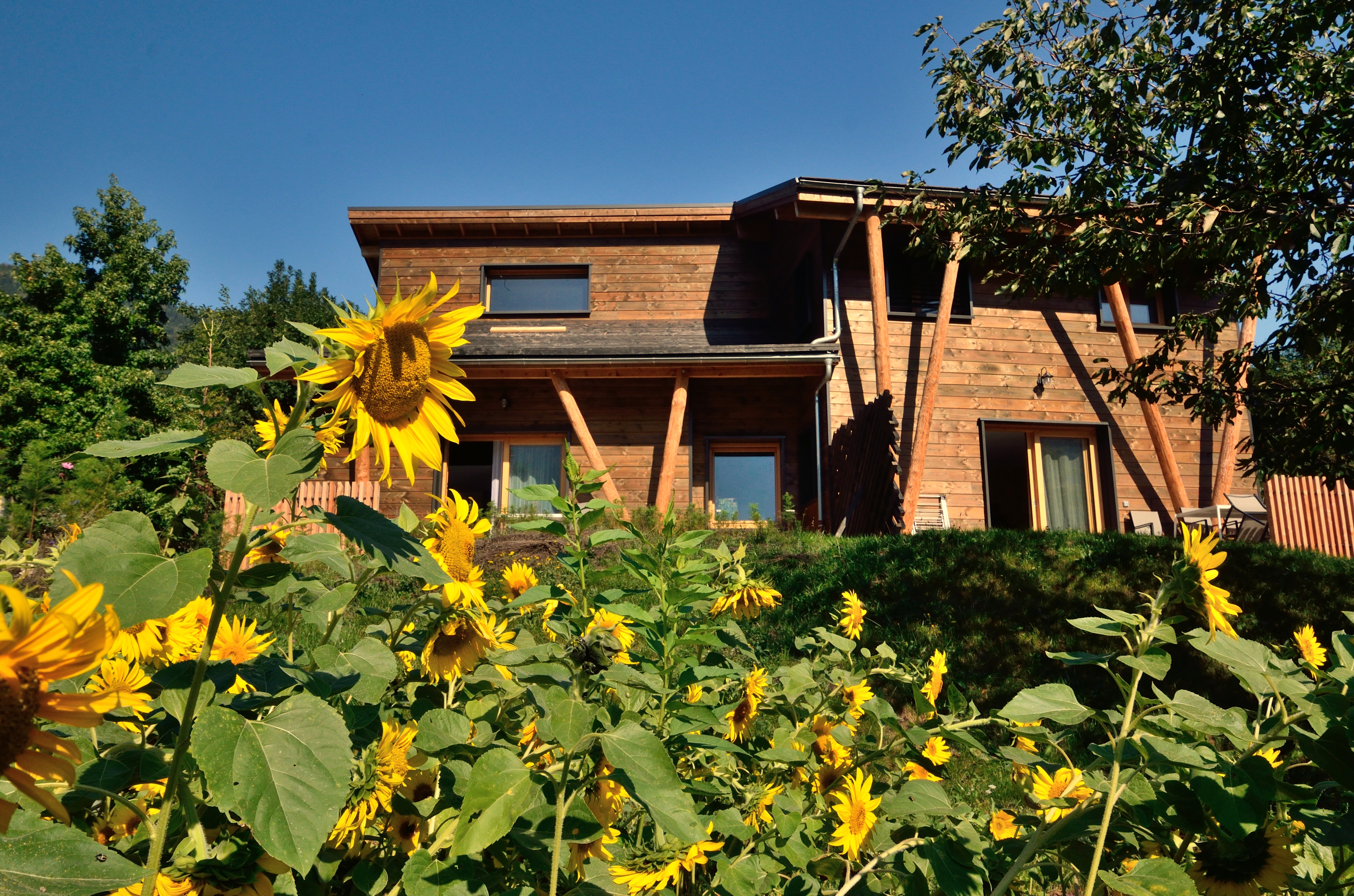 Méli, 6 seater cottage, terrace and open view