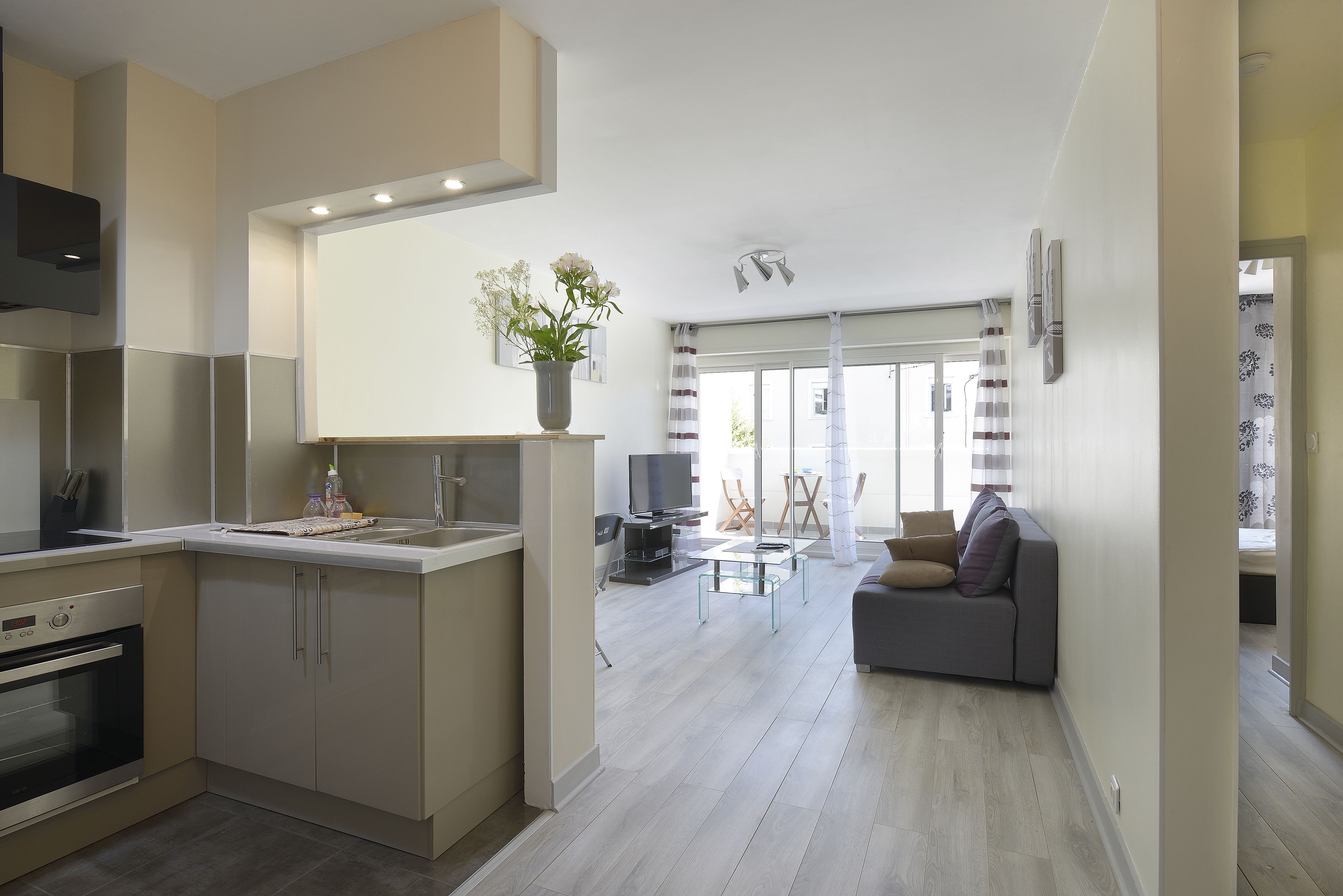 Le Grey La Bonne Marienne Jardin des Plantes Apartments for Rent