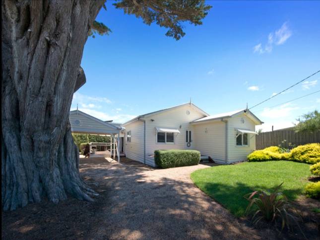 Blairgowrie beach house in Point Nepean, Mornington Peninsula