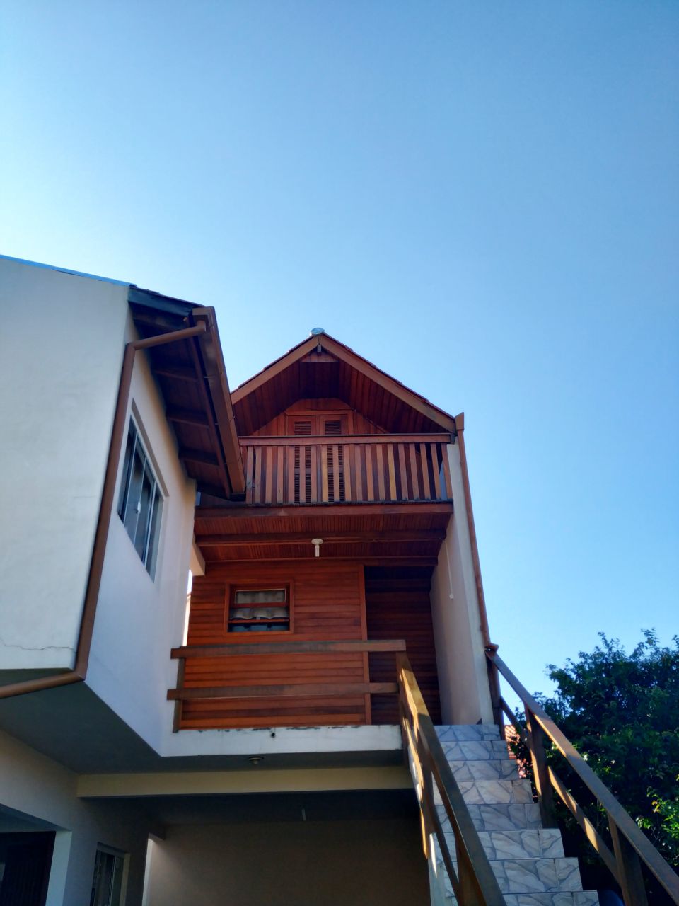 House for up to 2 people with beach access