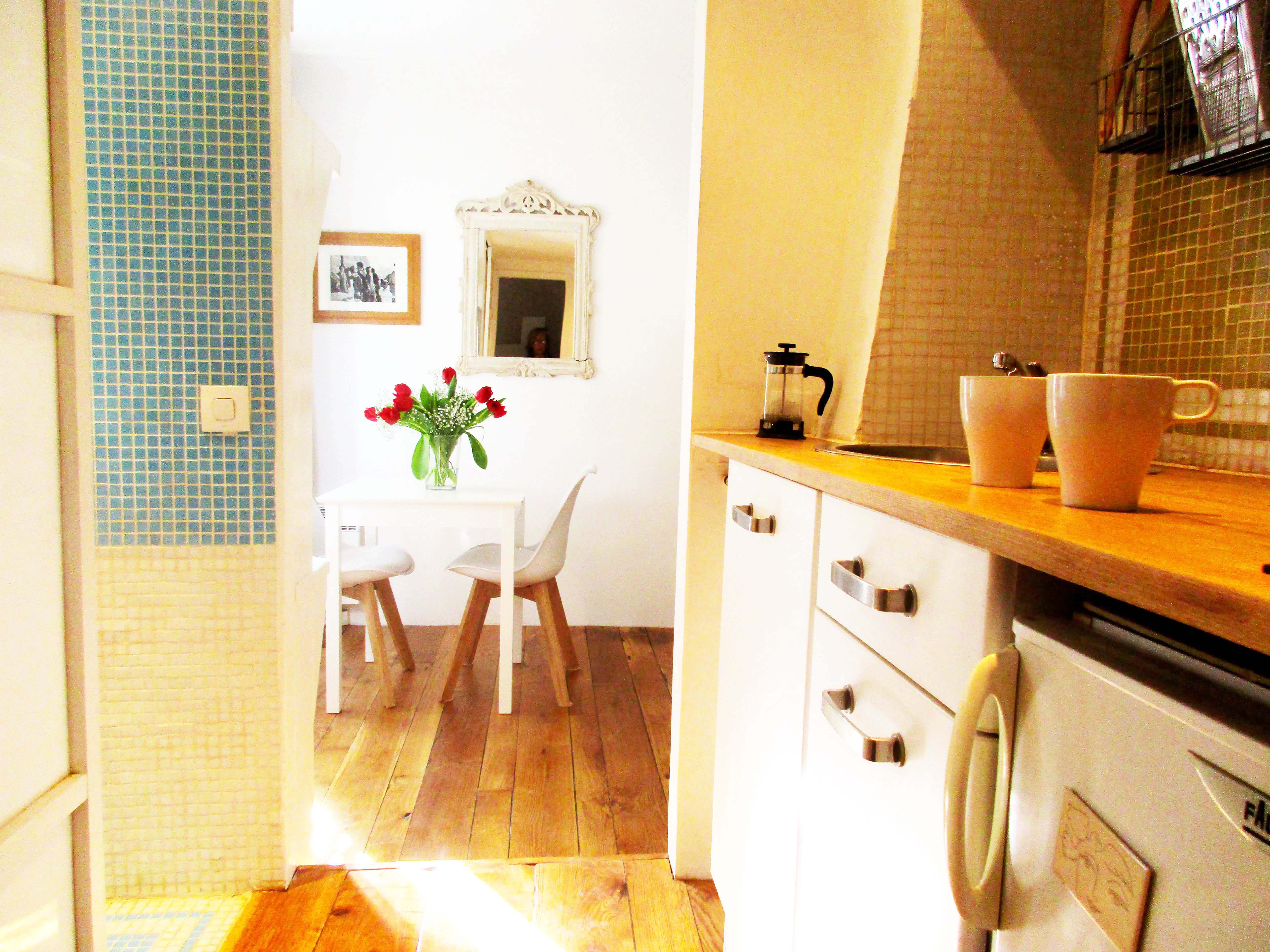 Center Marais complete small equiped studio